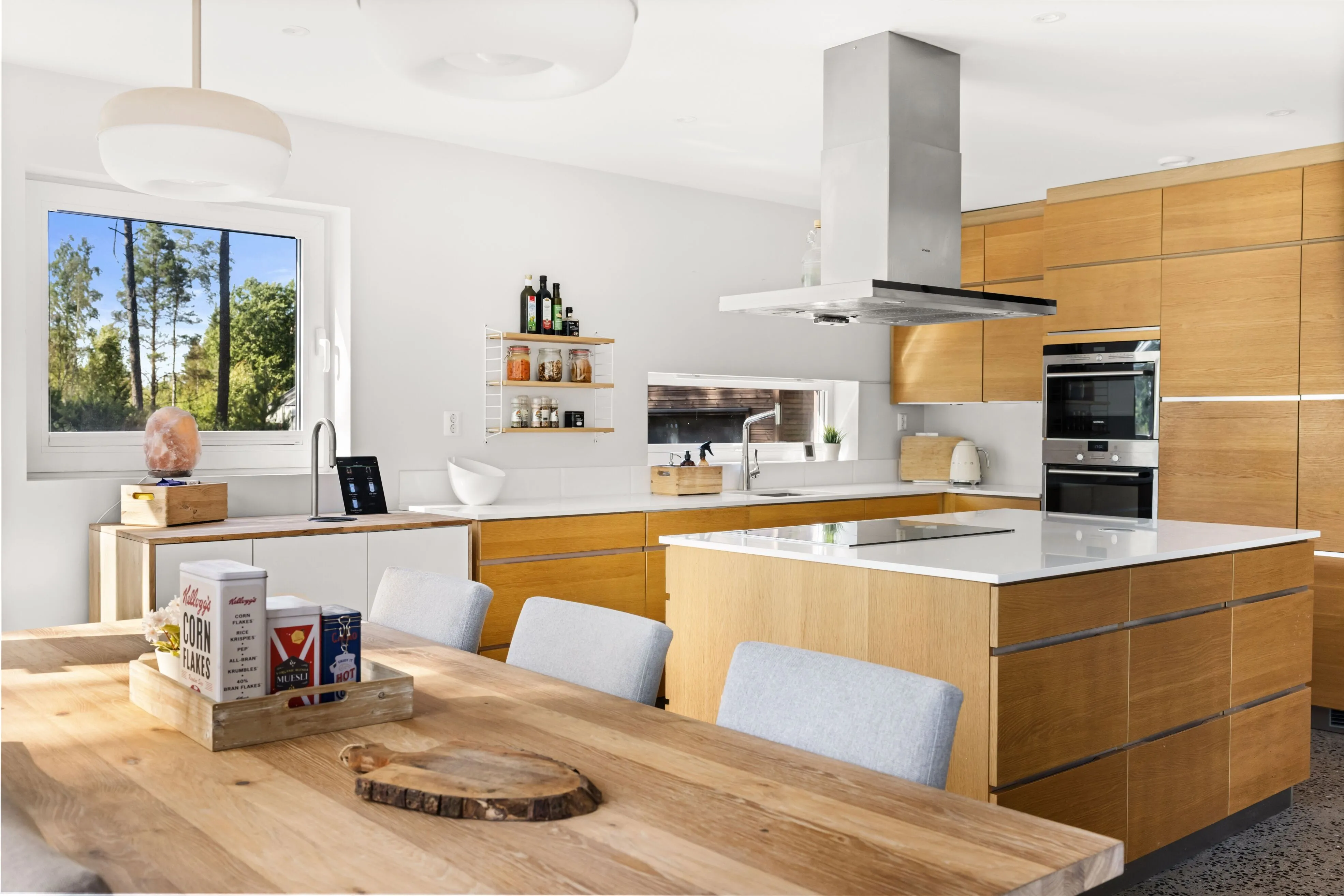 Contemporary 3-Bedroom House with Expansive Garden in Degernes, Norway - View image 8 of 44