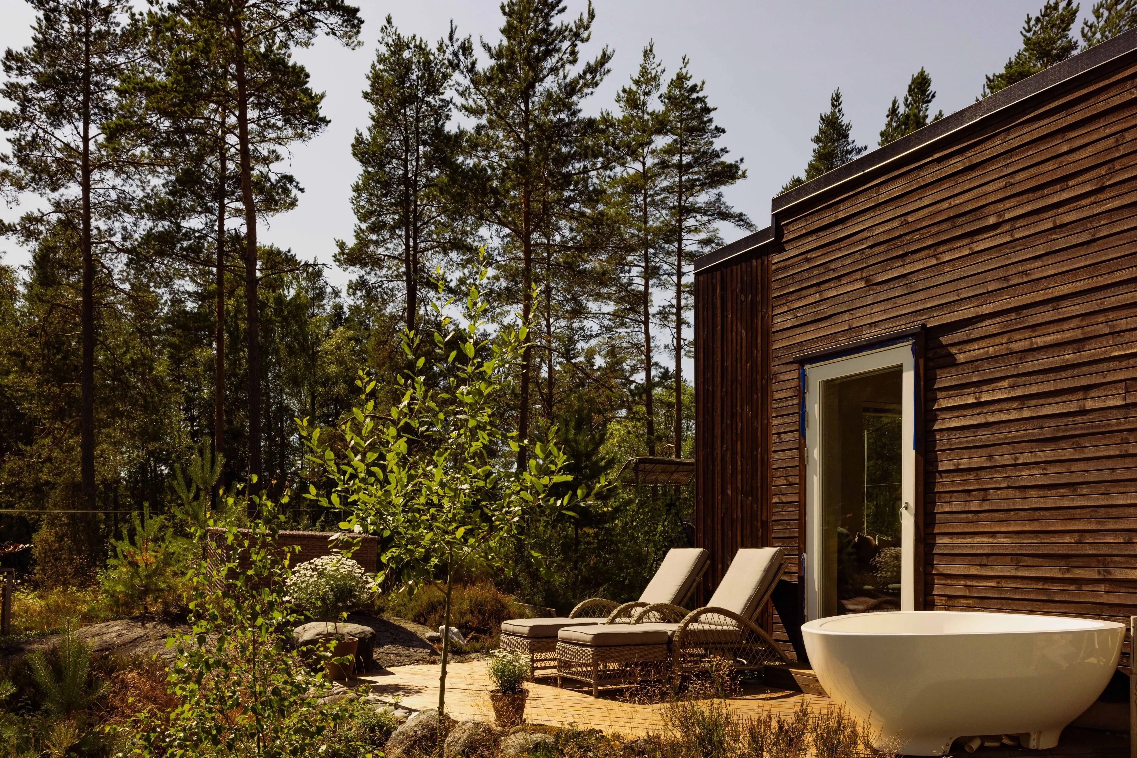 Contemporary 3-Bedroom House with Expansive Garden in Degernes, Norway - View image 37 of 44
