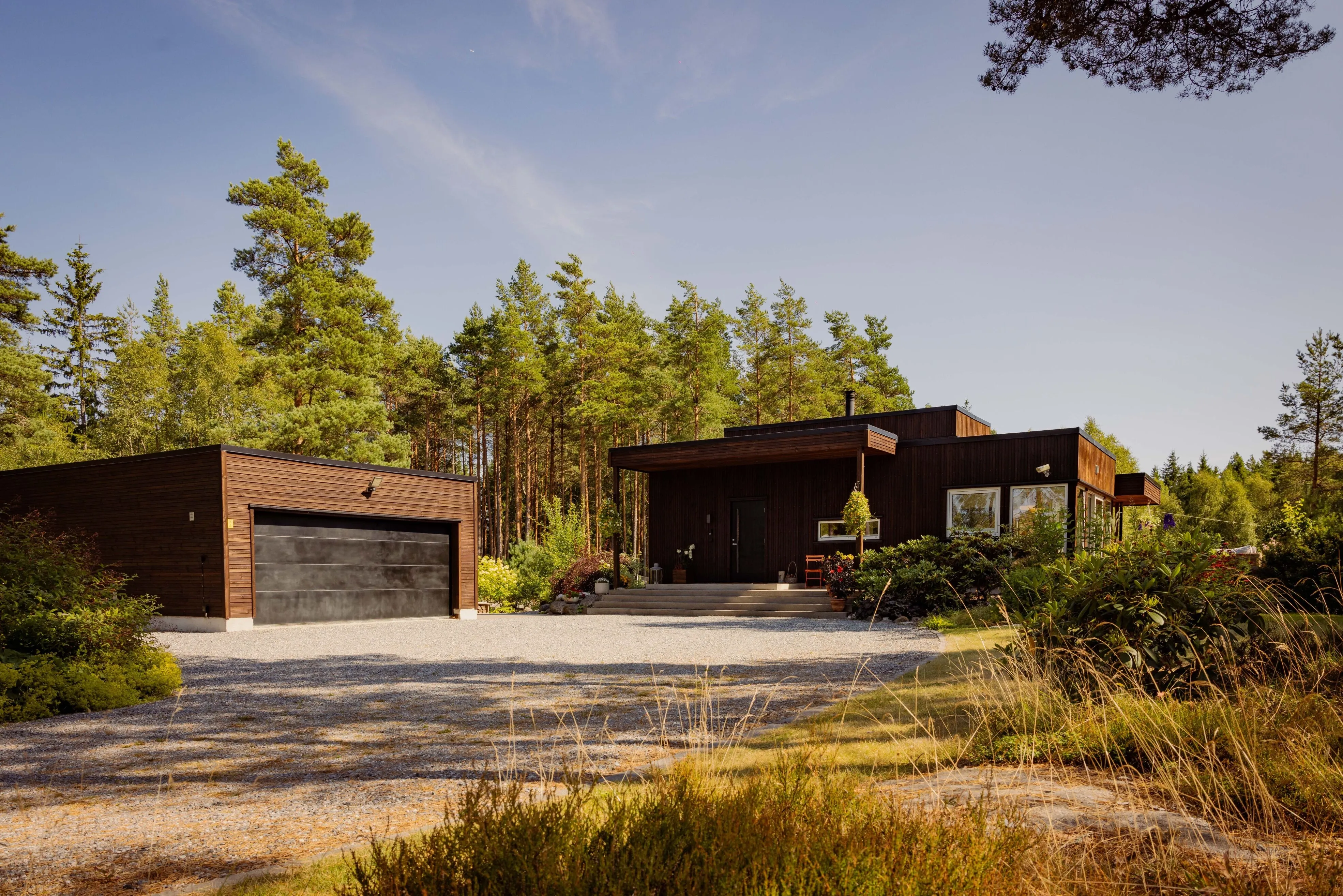 Contemporary 3-Bedroom House with Expansive Garden in Degernes, Norway - View image 38 of 44