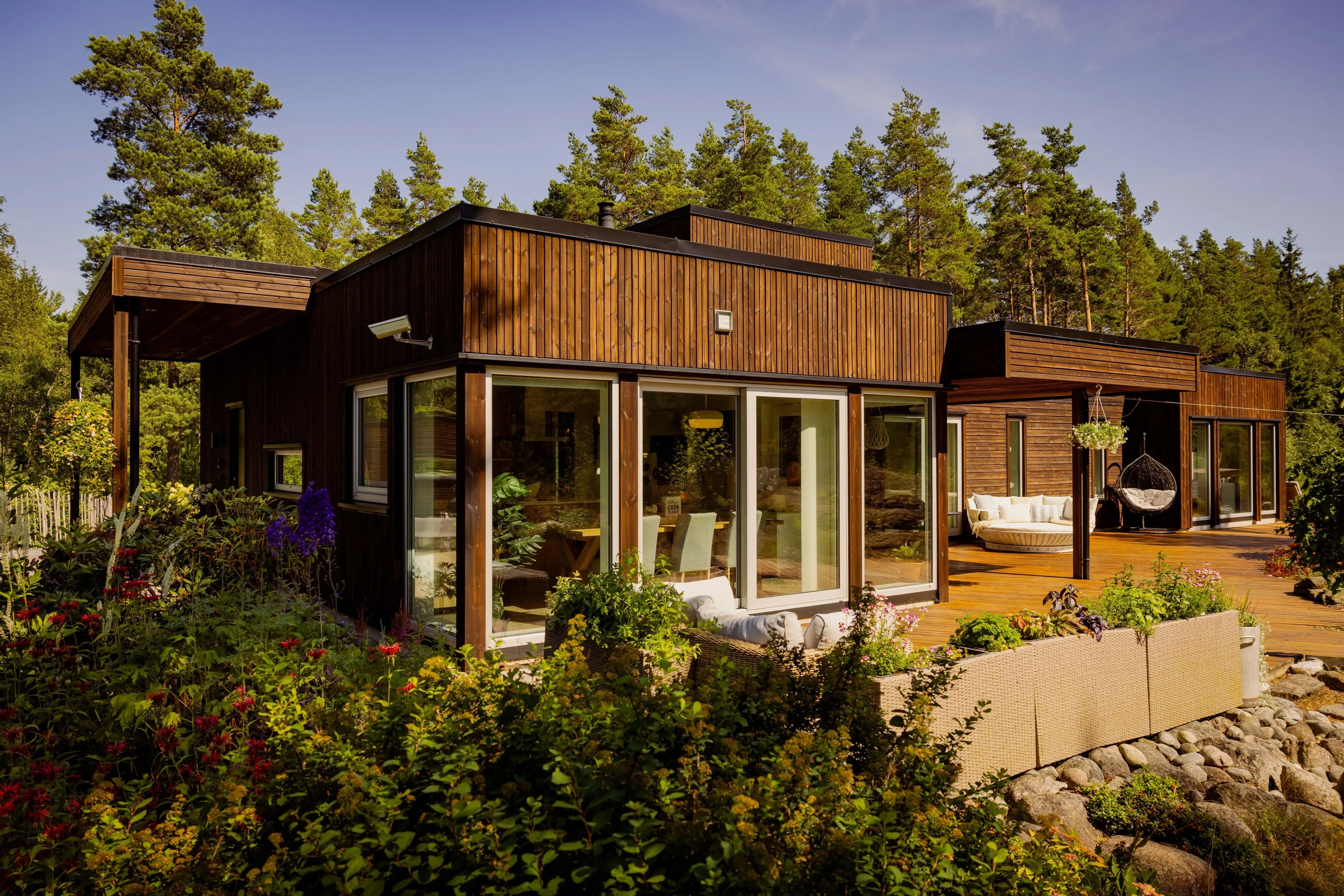 Contemporary 3-Bedroom House with Expansive Garden in Degernes, Norway - View image 41 of 44