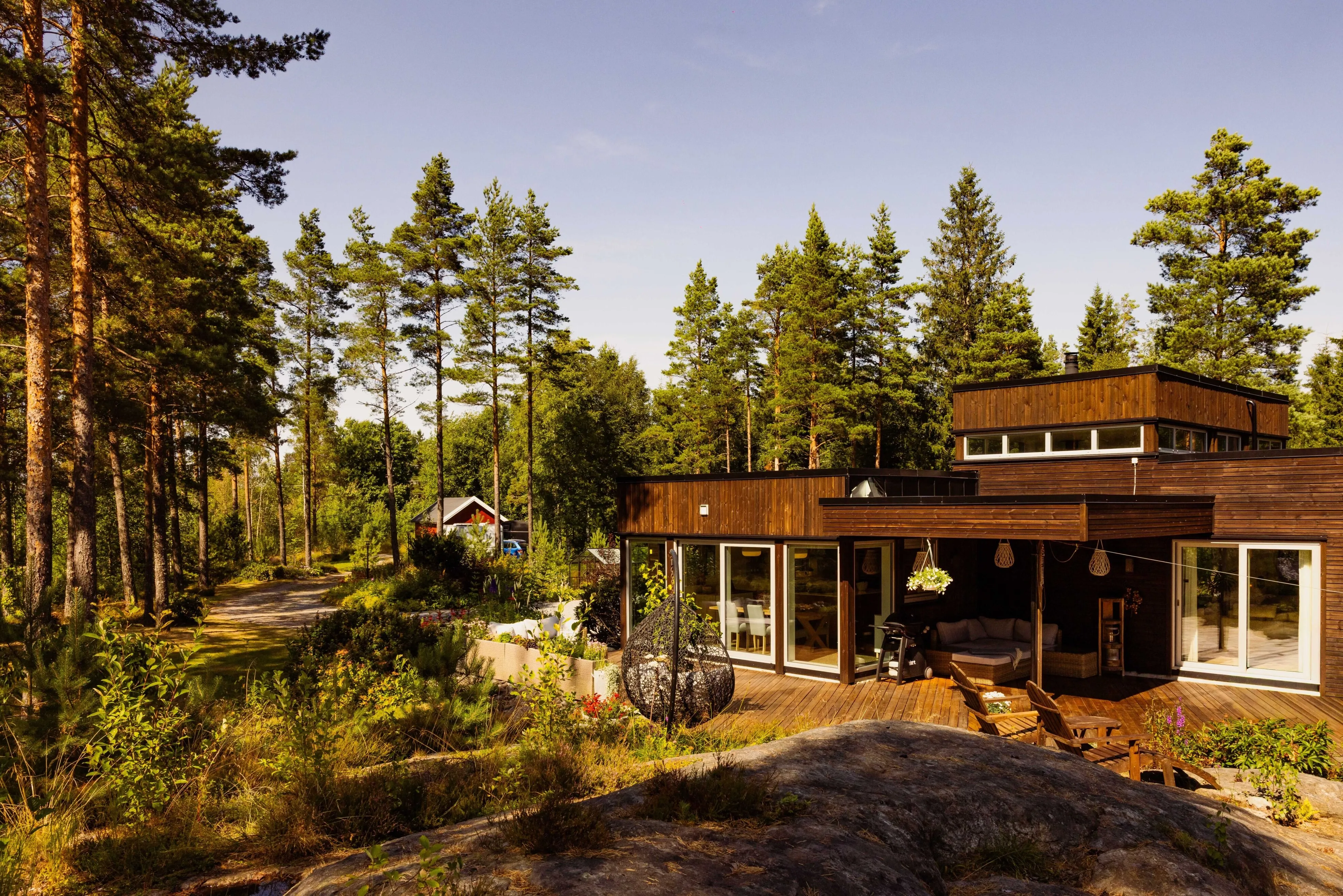 Contemporary 3-Bedroom House with Expansive Garden in Degernes, Norway - View image 42 of 44