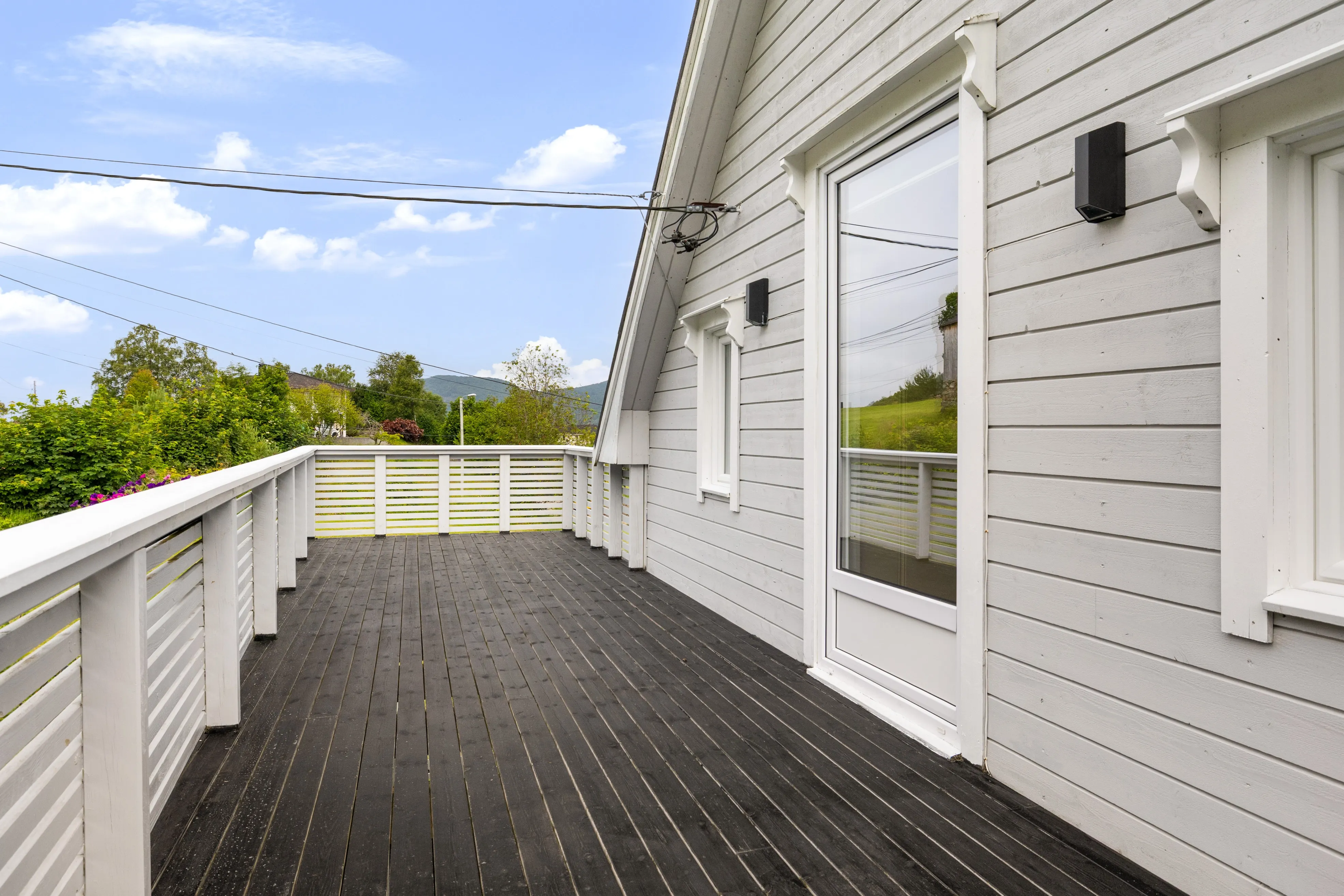 1960s Ålesund House with Garden Room and Sauna - View image 37 of 51