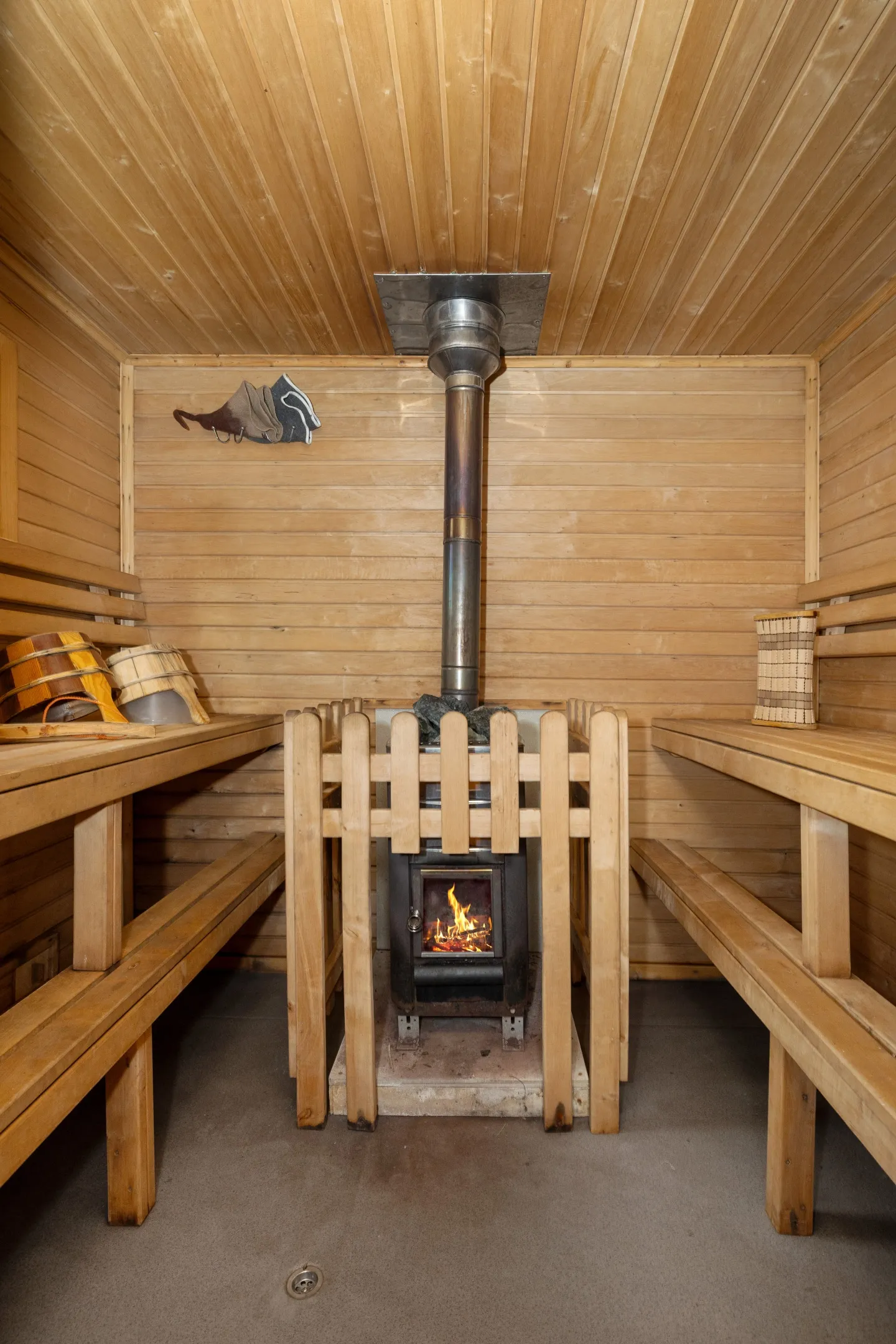 1960s Ålesund House with Garden Room and Sauna - View image 46 of 51