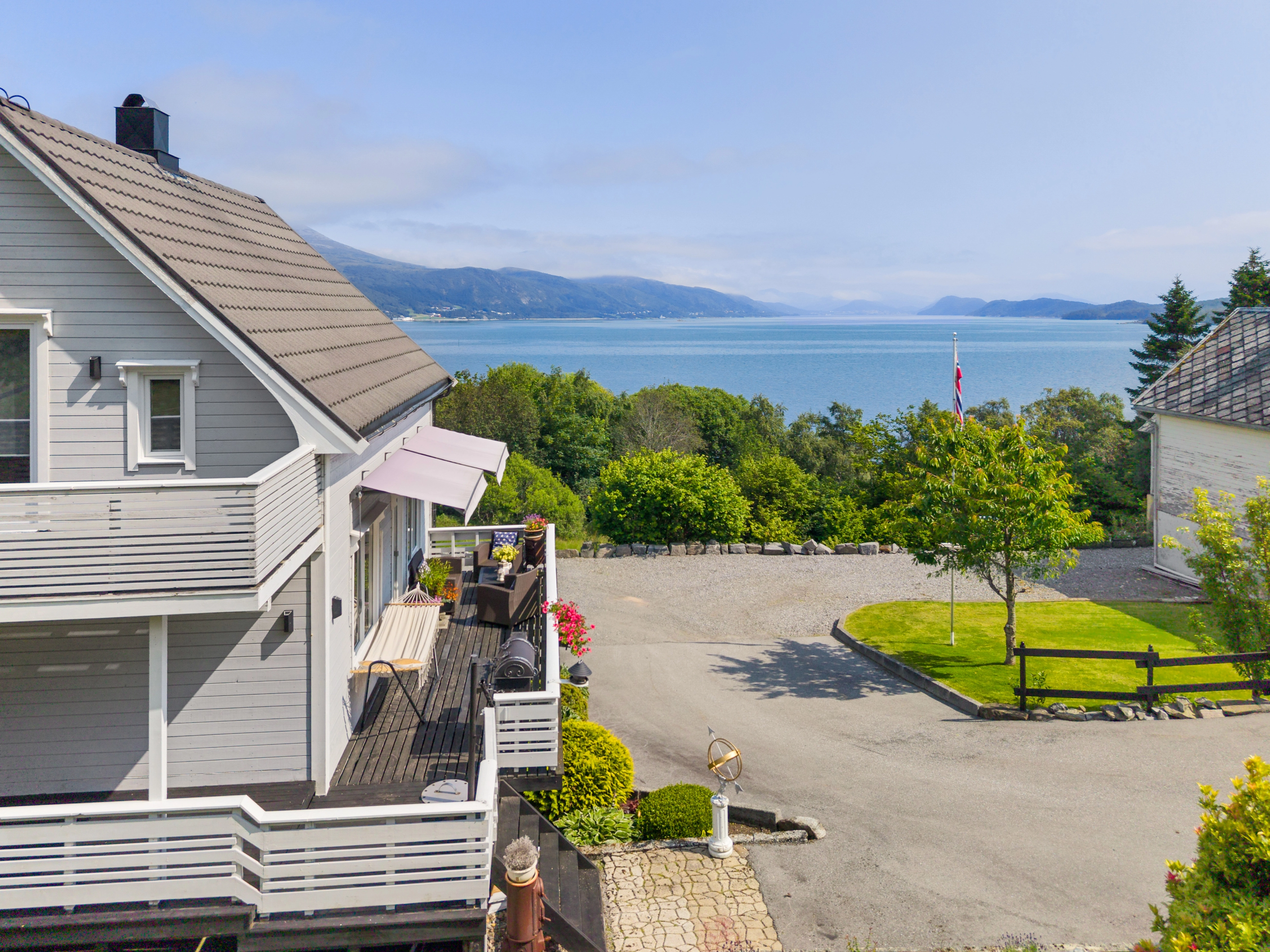 1960s Ålesund House with Garden Room and Sauna - View image 47 of 51