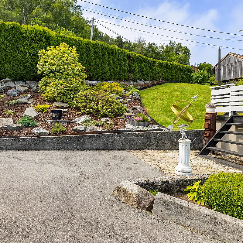 View image 48