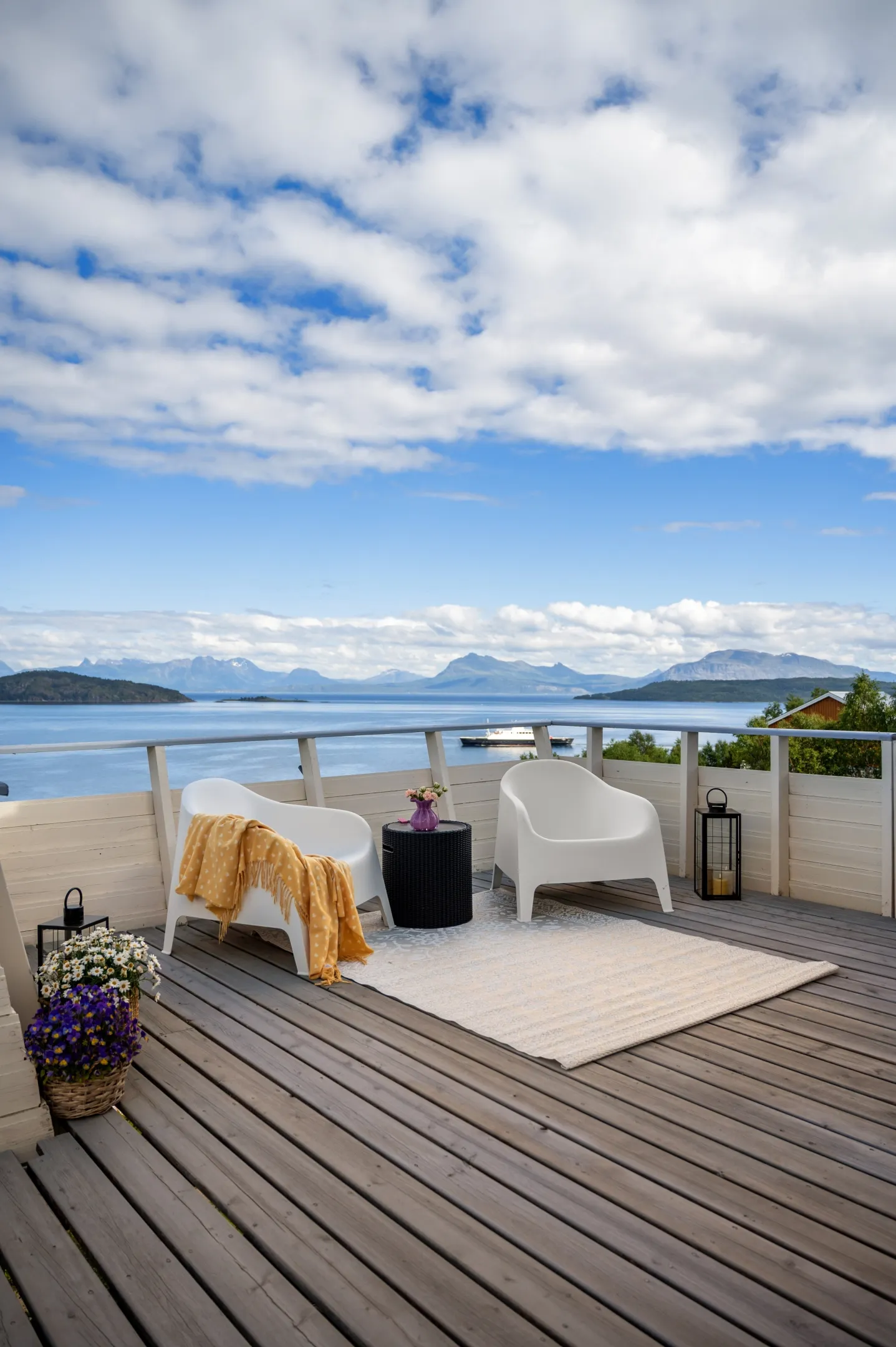 Spacious 6-Bedroom House with Sea Views in Harstad, Norway - View image 59 of 72