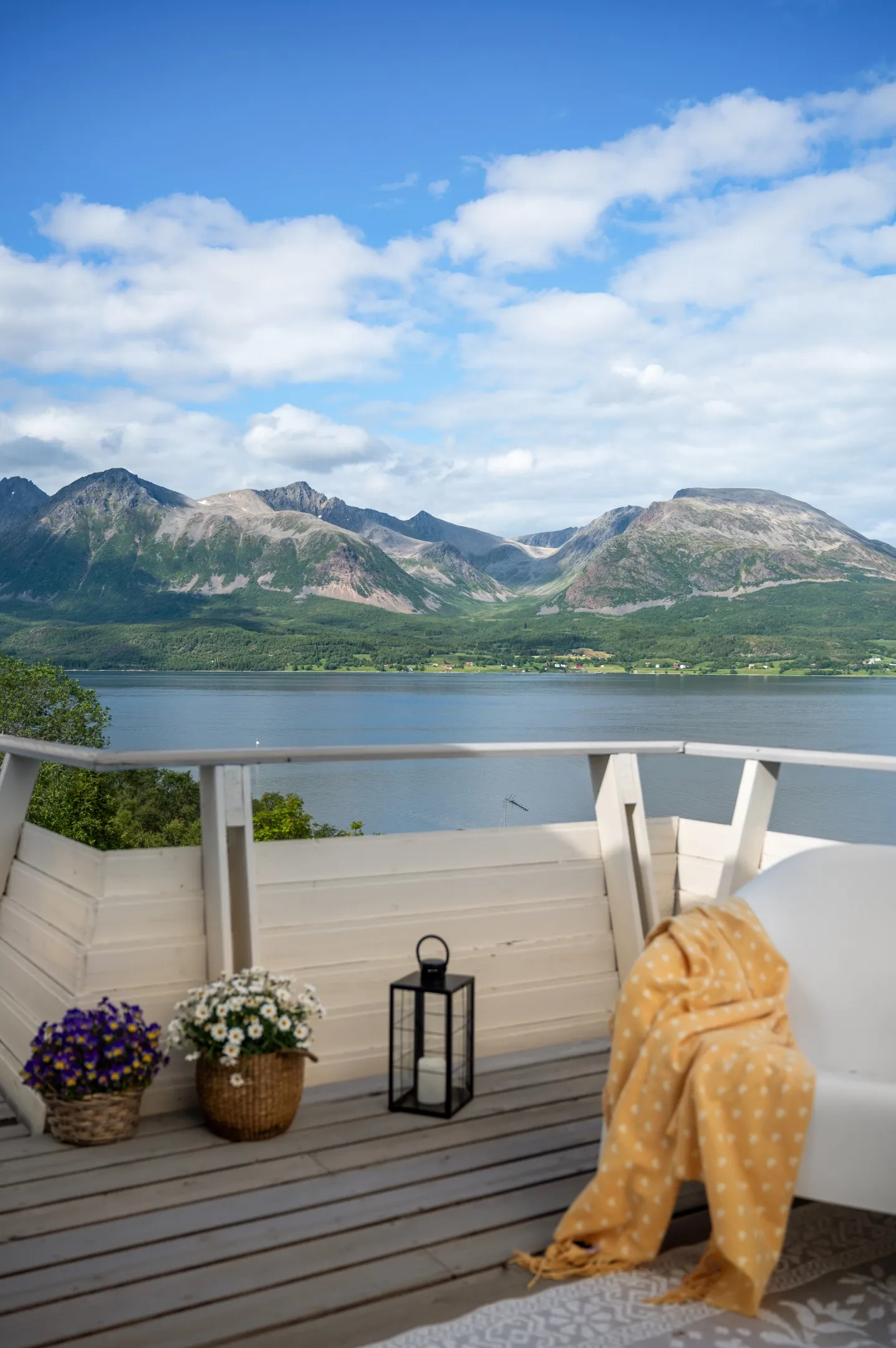 Spacious 6-Bedroom House with Sea Views in Harstad, Norway - View image 61 of 72
