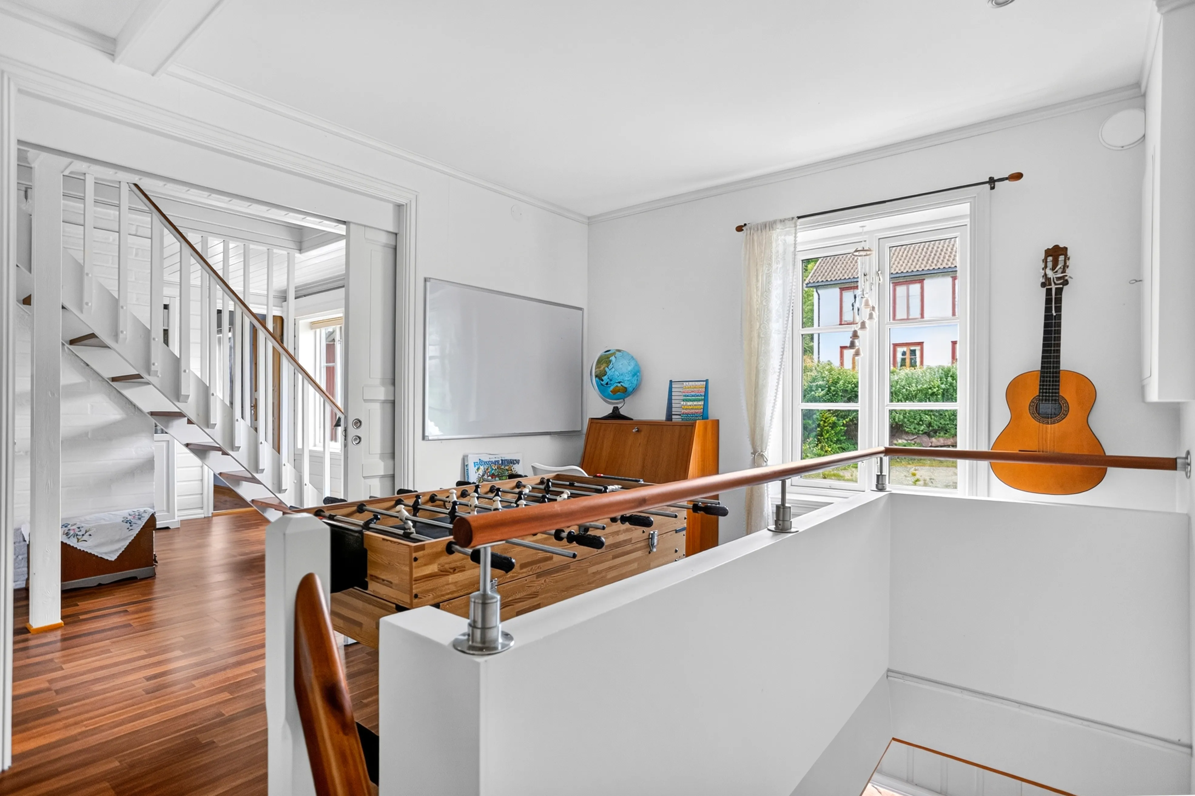 Historic 1886 House in Berger with Expansive Balcony and Cultural Surroundings - View image 17 of 42