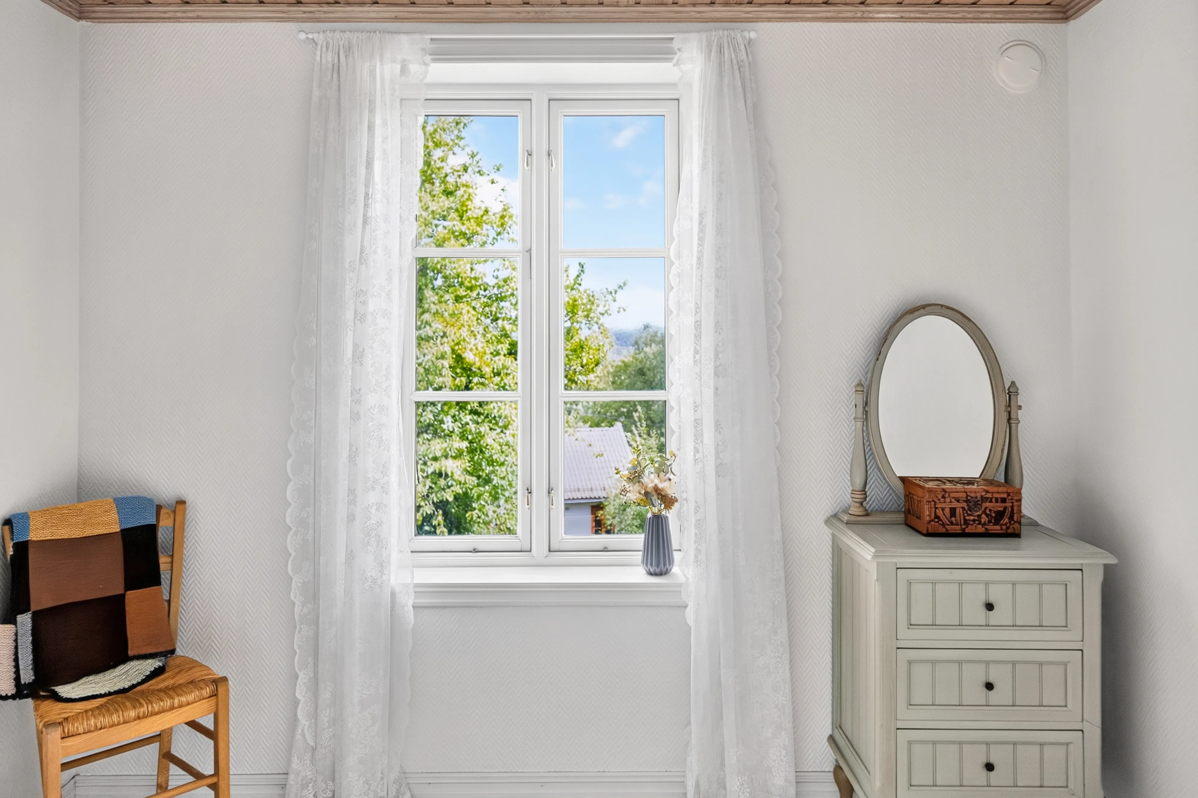 Historic 1886 House in Berger with Expansive Balcony and Cultural Surroundings - View image 20 of 42