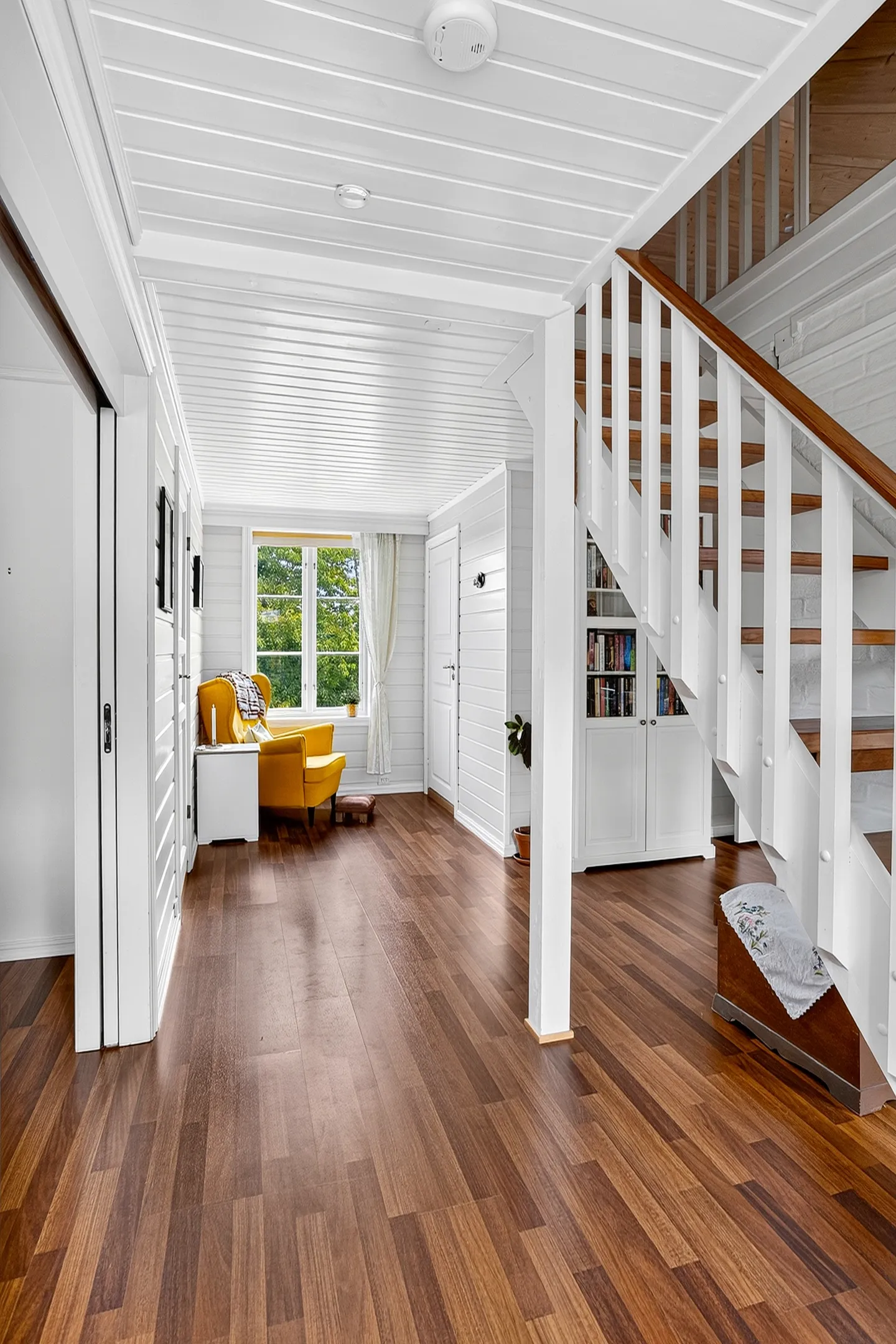 Historic 1886 House in Berger with Expansive Balcony and Cultural Surroundings - View image 27 of 42