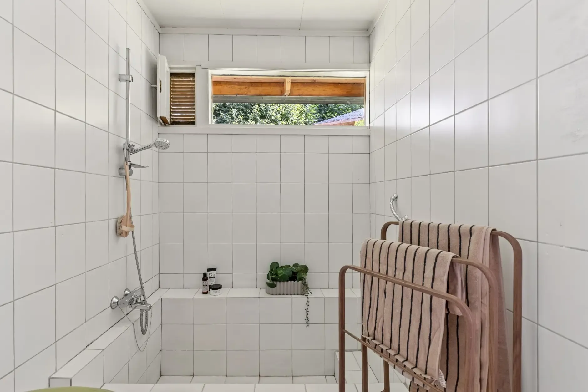 1970s Norwegian Bungalow with Garden and Basement in Lier - View image 31 of 54