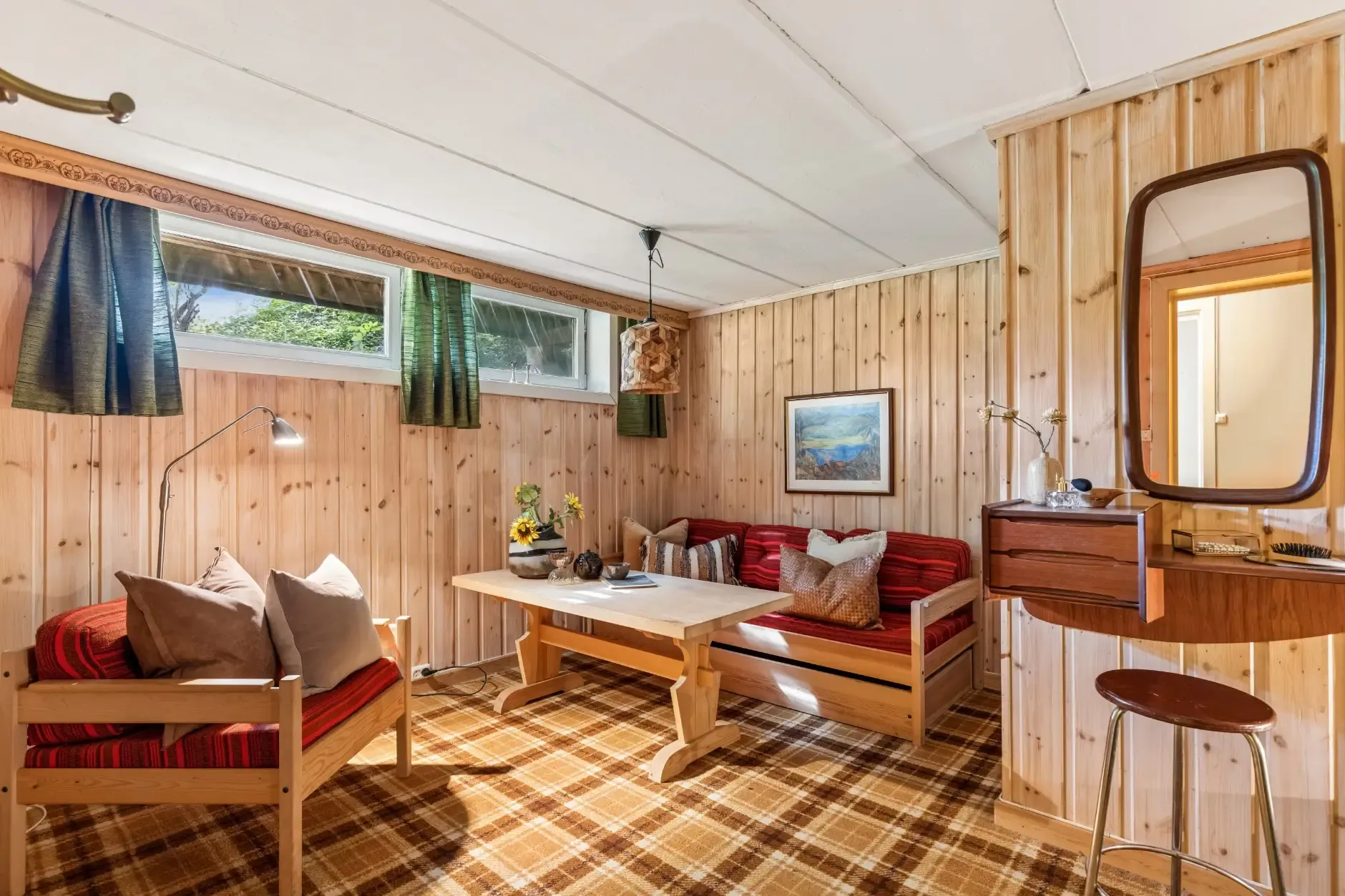 1970s Norwegian Bungalow with Garden and Basement in Lier - View image 37 of 54