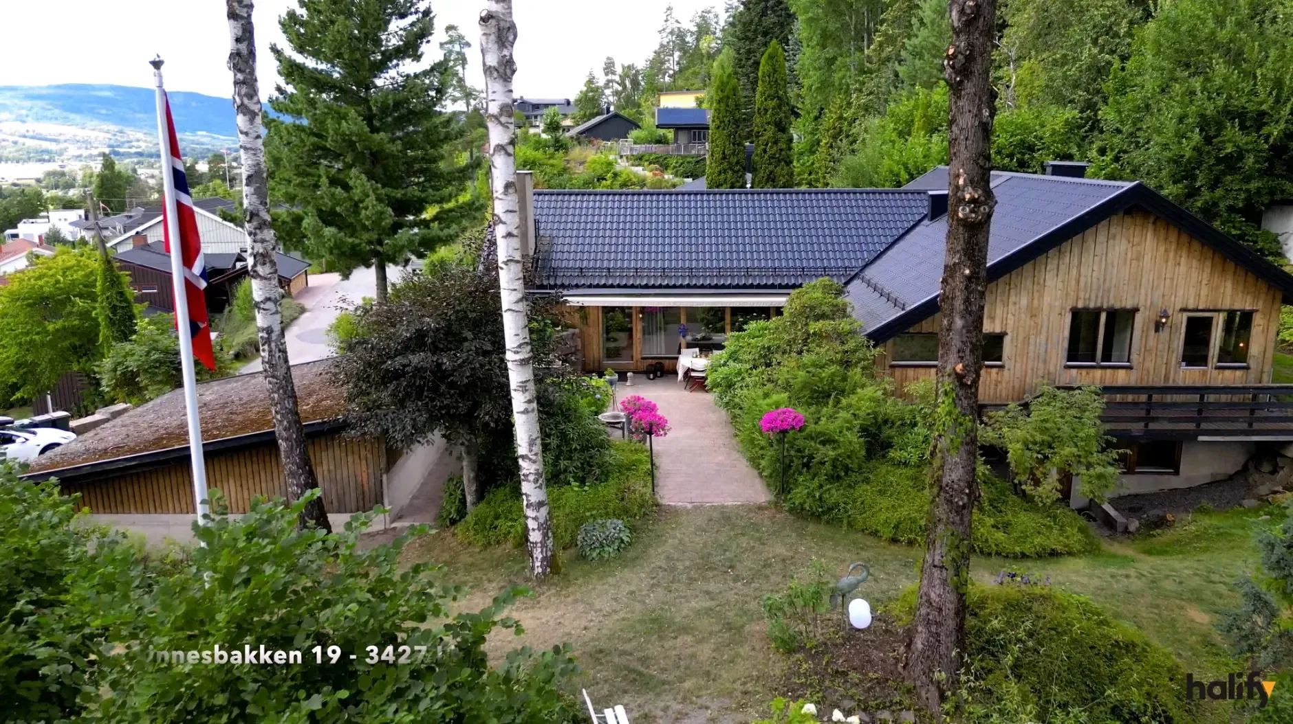 1970s Norwegian Bungalow with Garden and Basement in Lier - View image 51 of 54