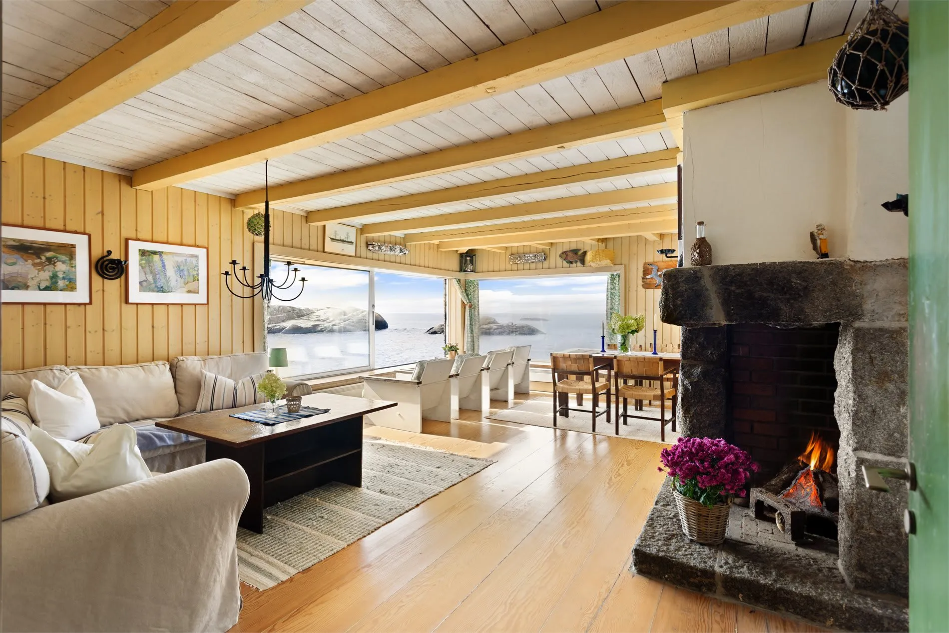 1930s Coastal Cabin with Garden in Eftanglandet, Norway - View image 7 of 44