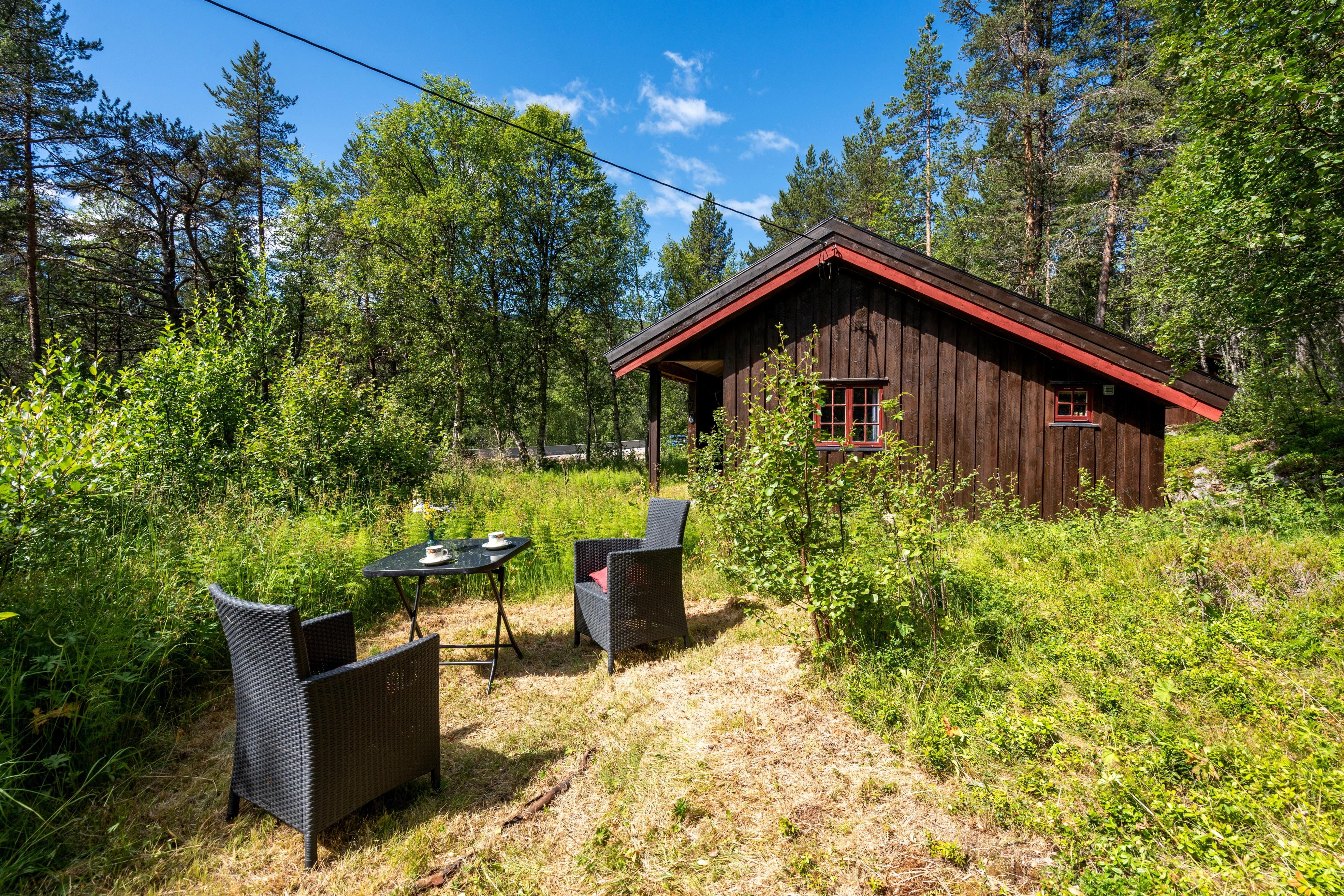 1980s Cabin Near Haukeli Ski Centre with Wood Heating and Parking - View image 31 of 39