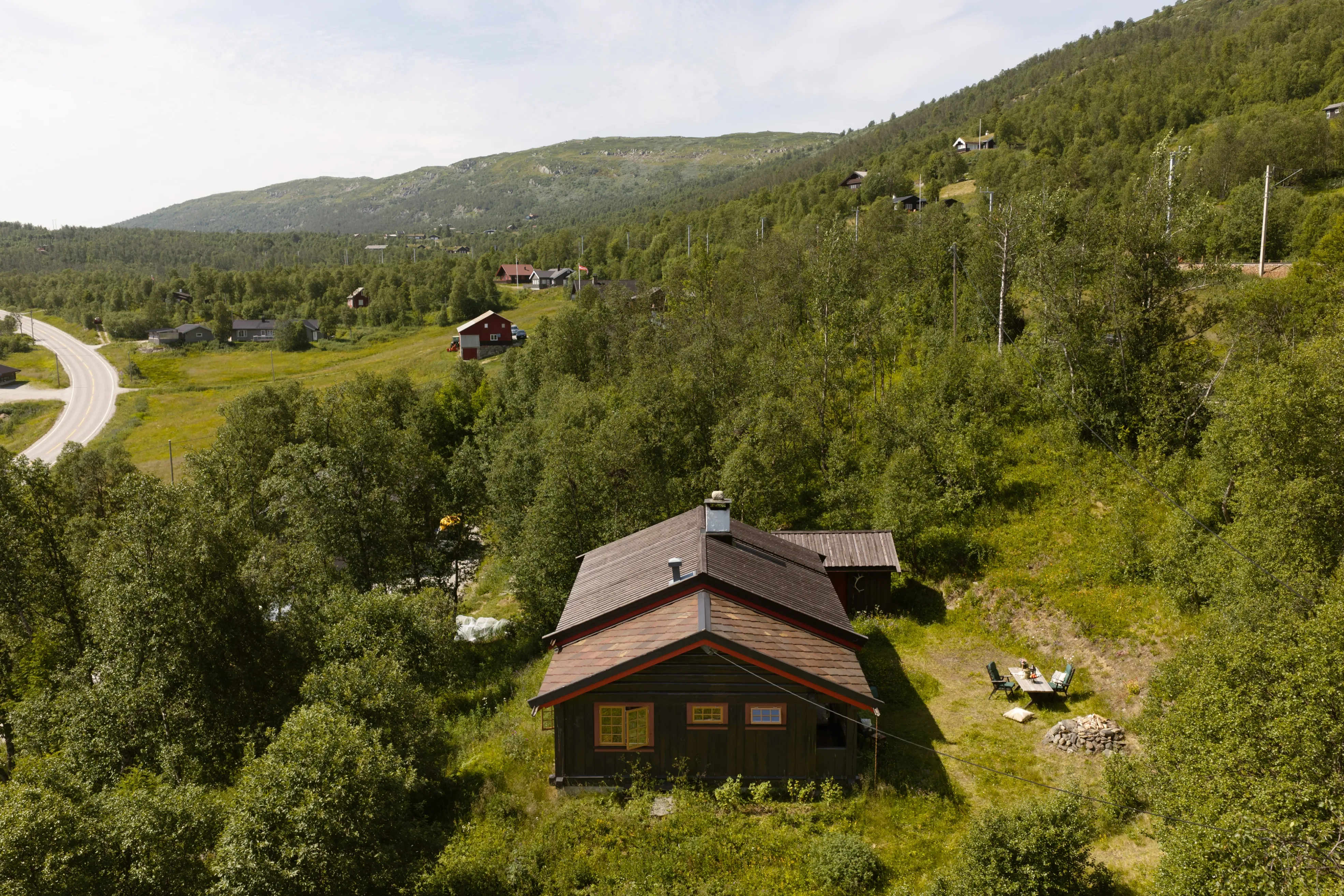 1930s Cabin in Geilo with Expansive Grounds and Parking - View image 27 of 32