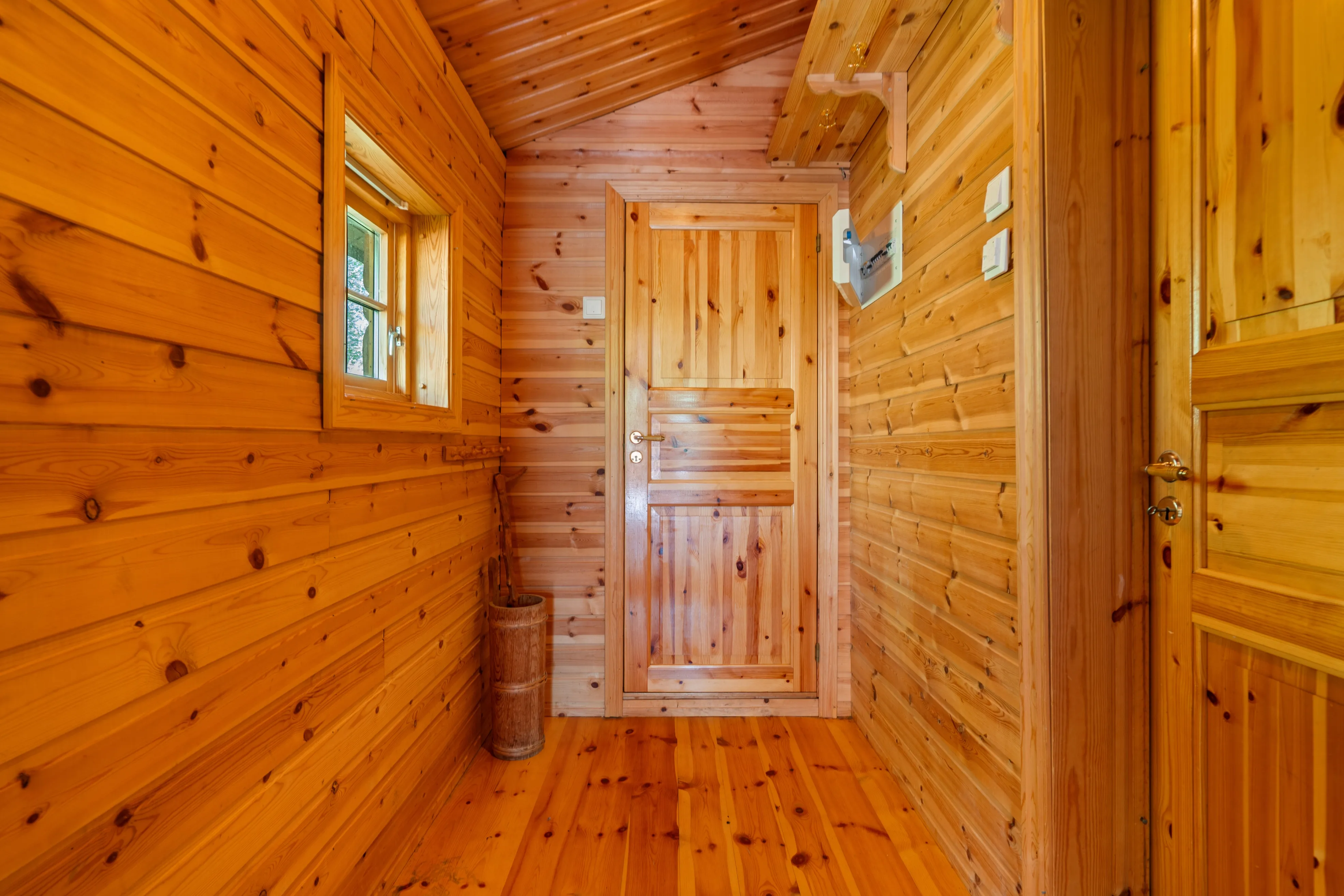 Cosy 1990s Cabin with Balcony and Terrace in Røldal, Norway - View image 14 of 30