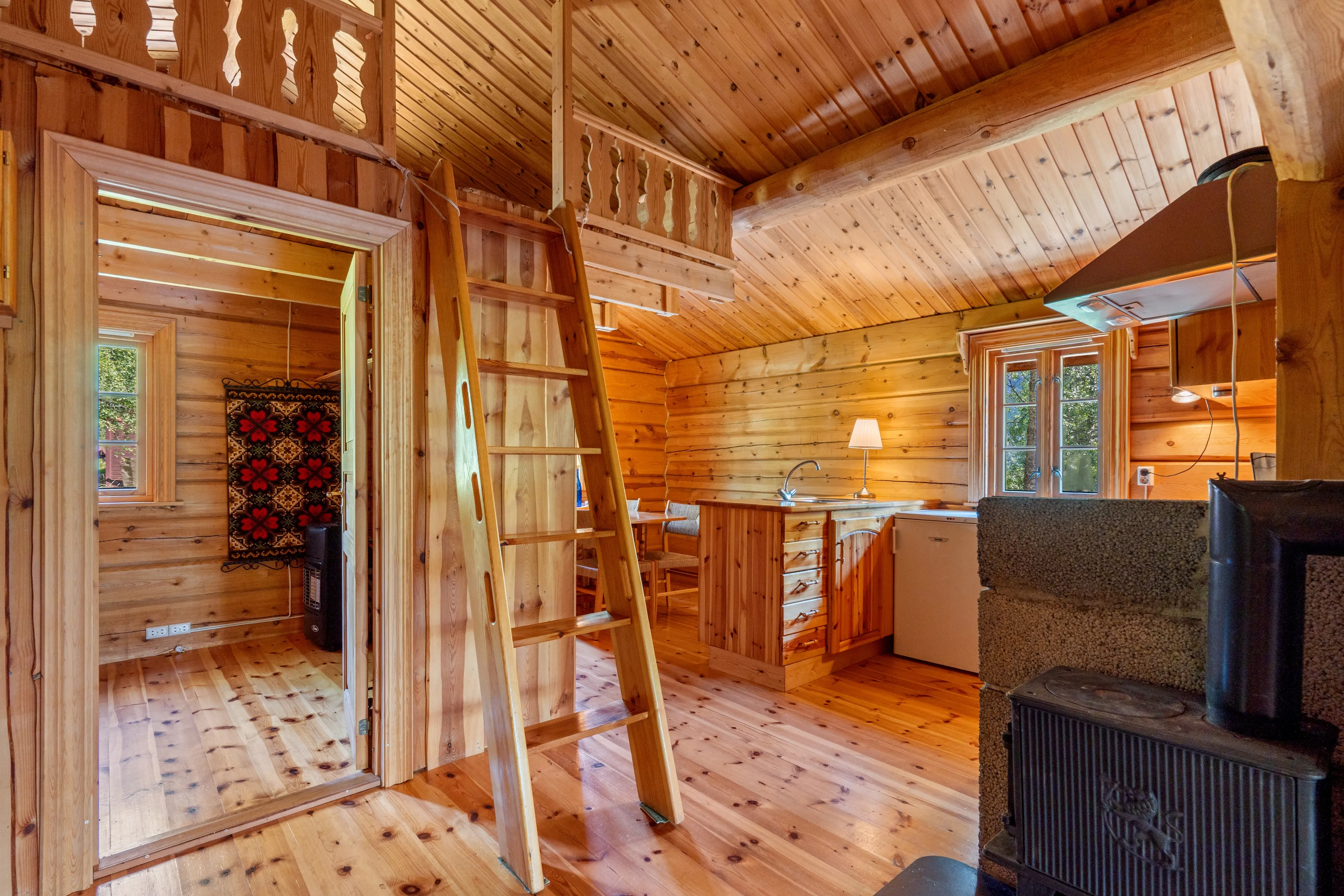 Cosy 1990s Cabin with Balcony and Terrace in Røldal, Norway - View image 15 of 30