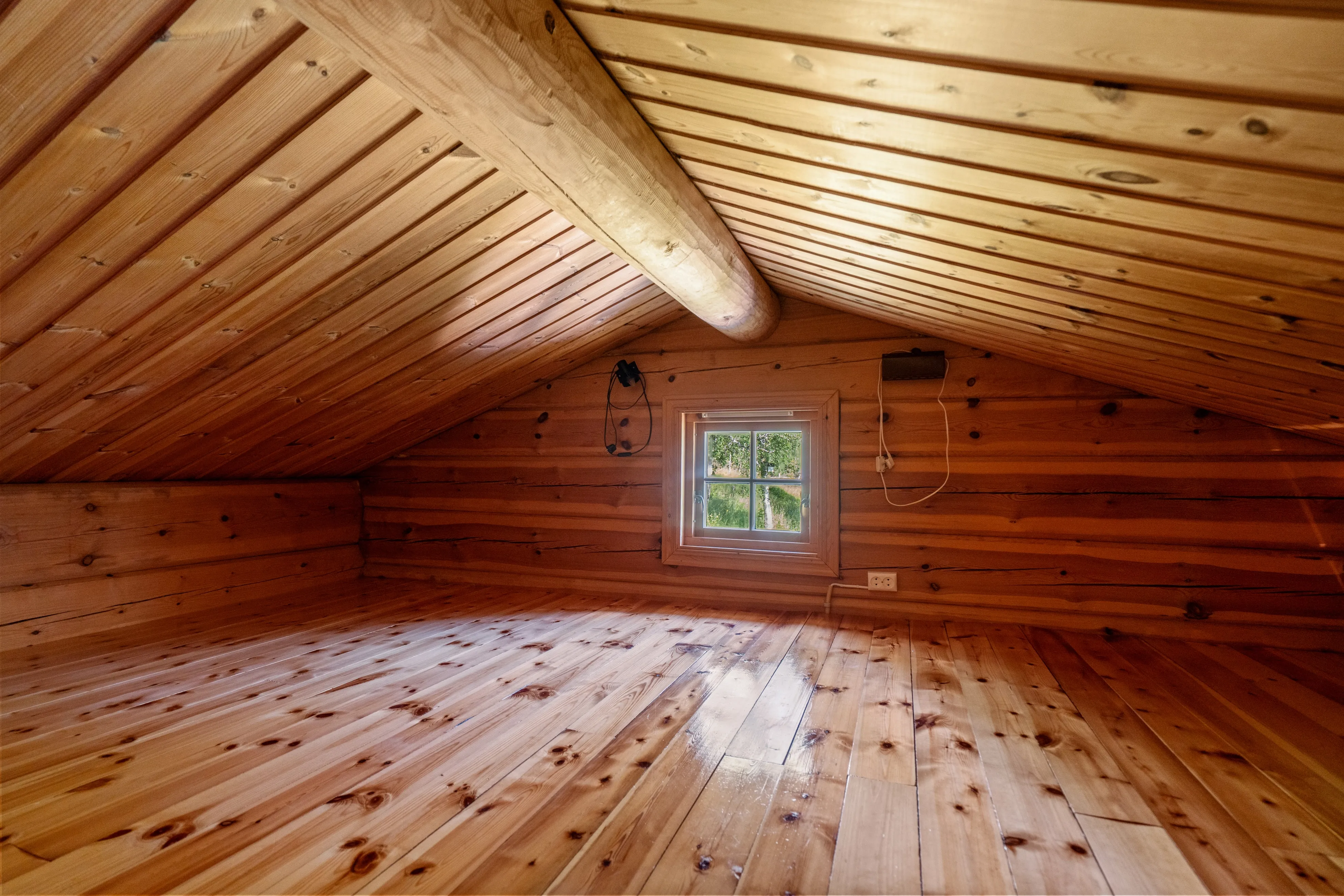 Cosy 1990s Cabin with Balcony and Terrace in Røldal, Norway - View image 16 of 30