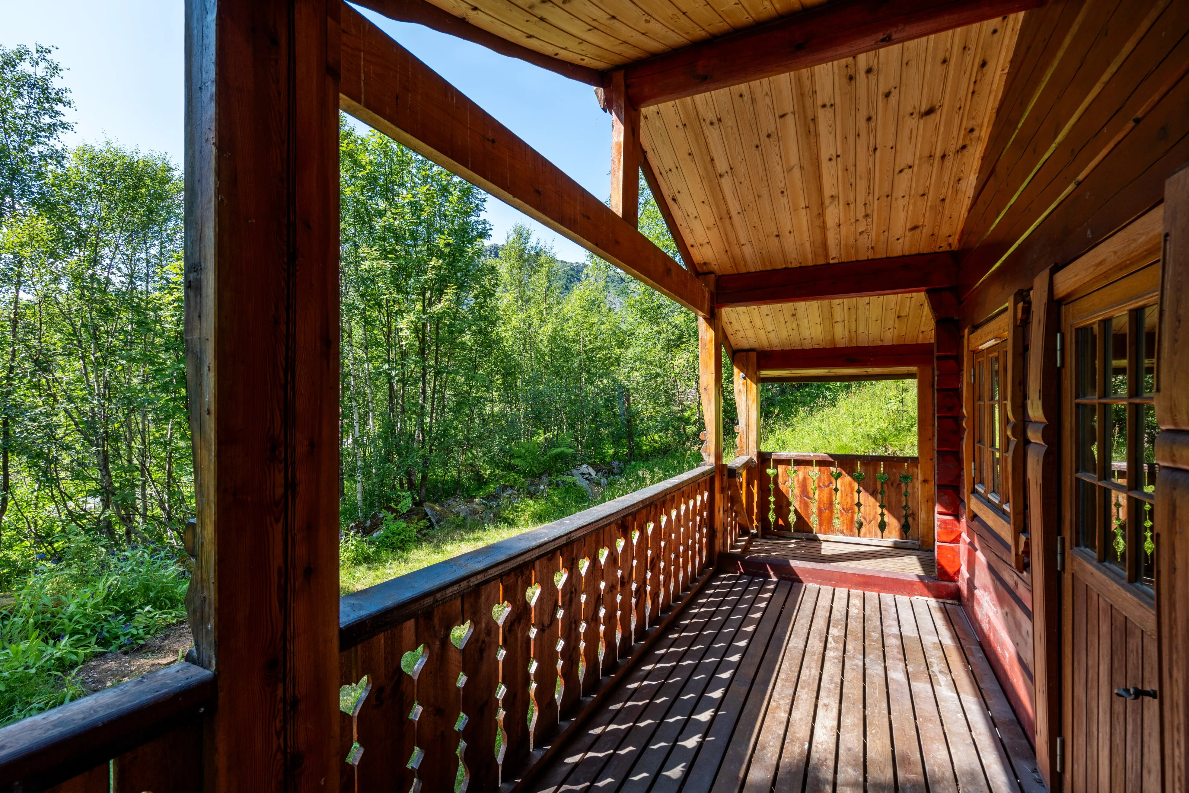 Cosy 1990s Cabin with Balcony and Terrace in Røldal, Norway - View image 18 of 30