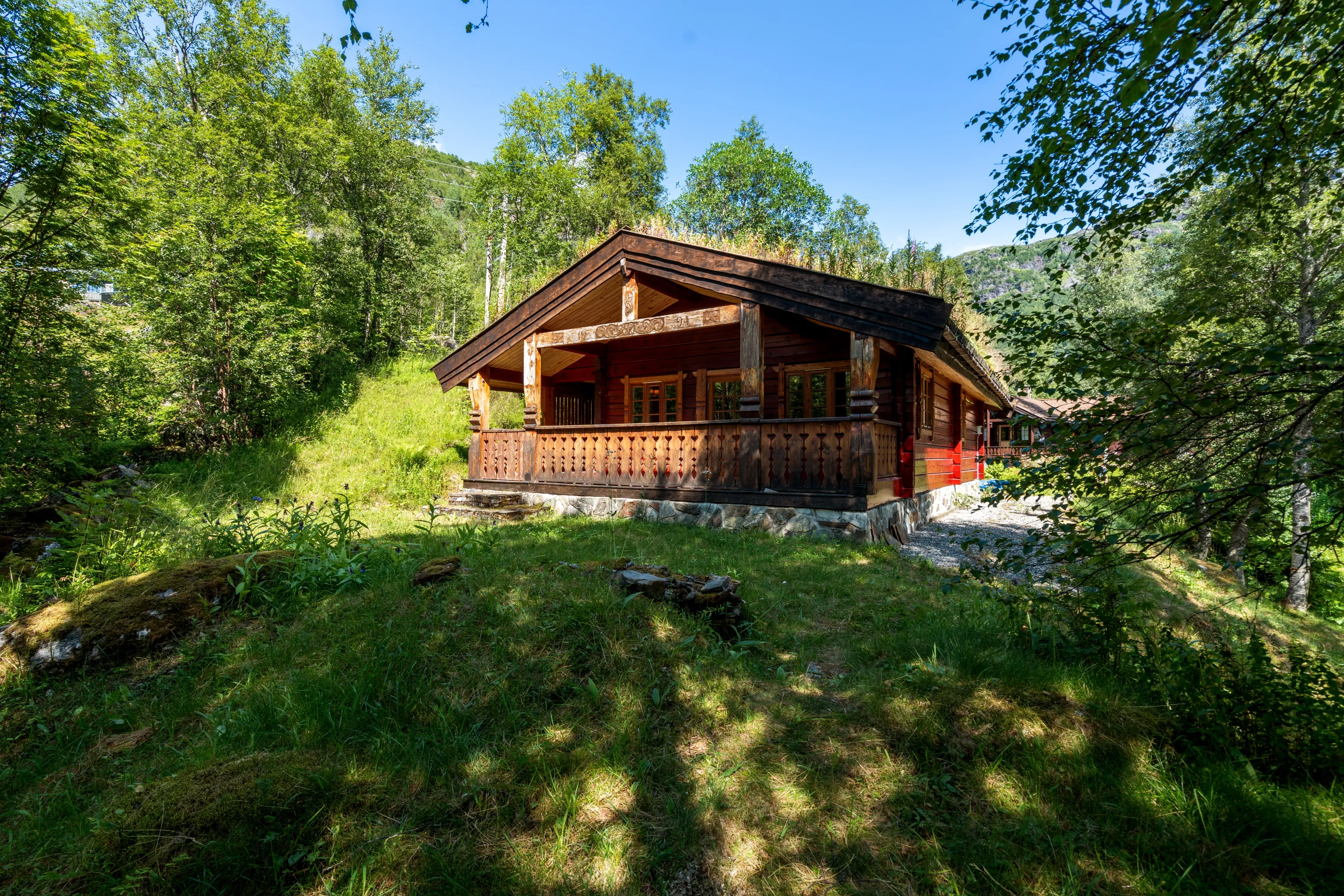 Cosy 1990s Cabin with Balcony and Terrace in Røldal, Norway - View image 23 of 30