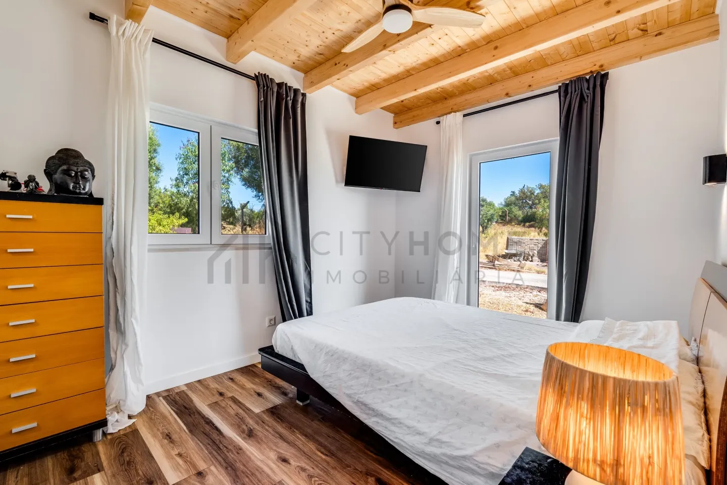 3-Bedroom Villa with Pool and Expansive Grounds in Algarve's Silves - View image 15 of 36