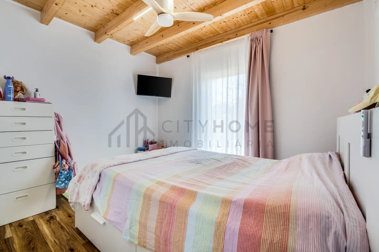 3-Bedroom Villa with Pool and Expansive Grounds in Algarve's Silves - View image 17 of 36