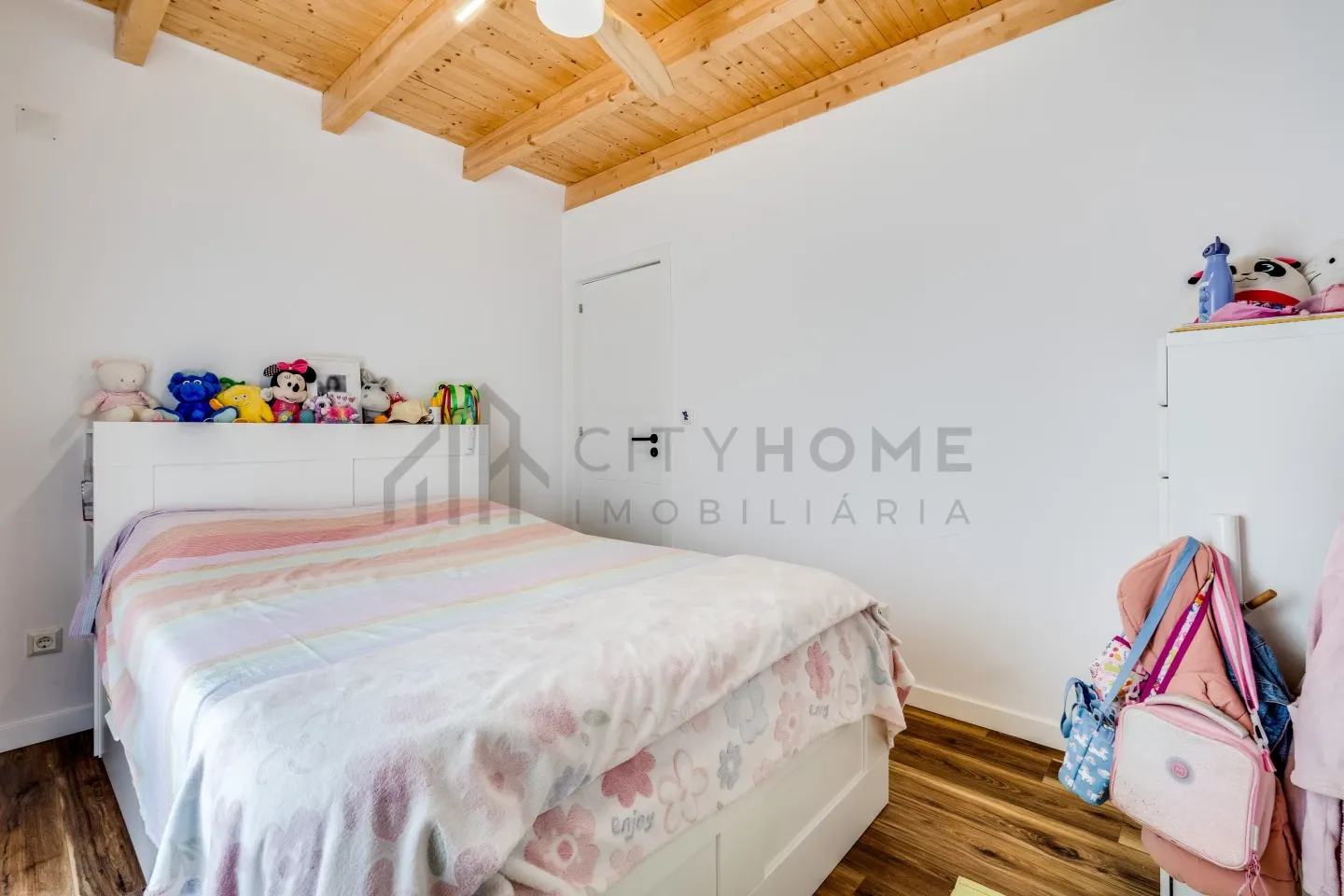 3-Bedroom Villa with Pool and Expansive Grounds in Algarve's Silves - View image 19 of 36