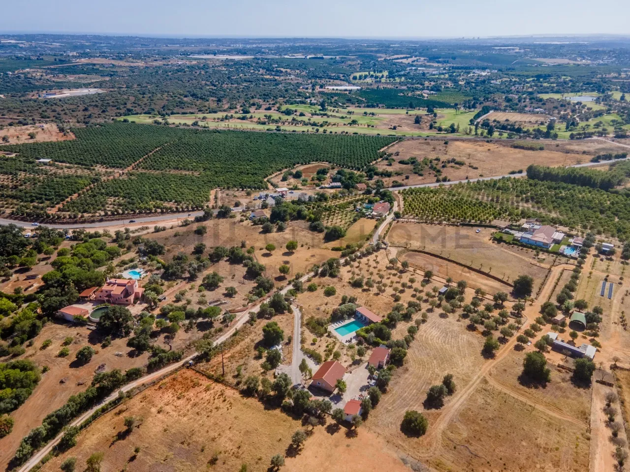 3-Bedroom Villa with Pool and Expansive Grounds in Algarve's Silves - View image 35 of 36