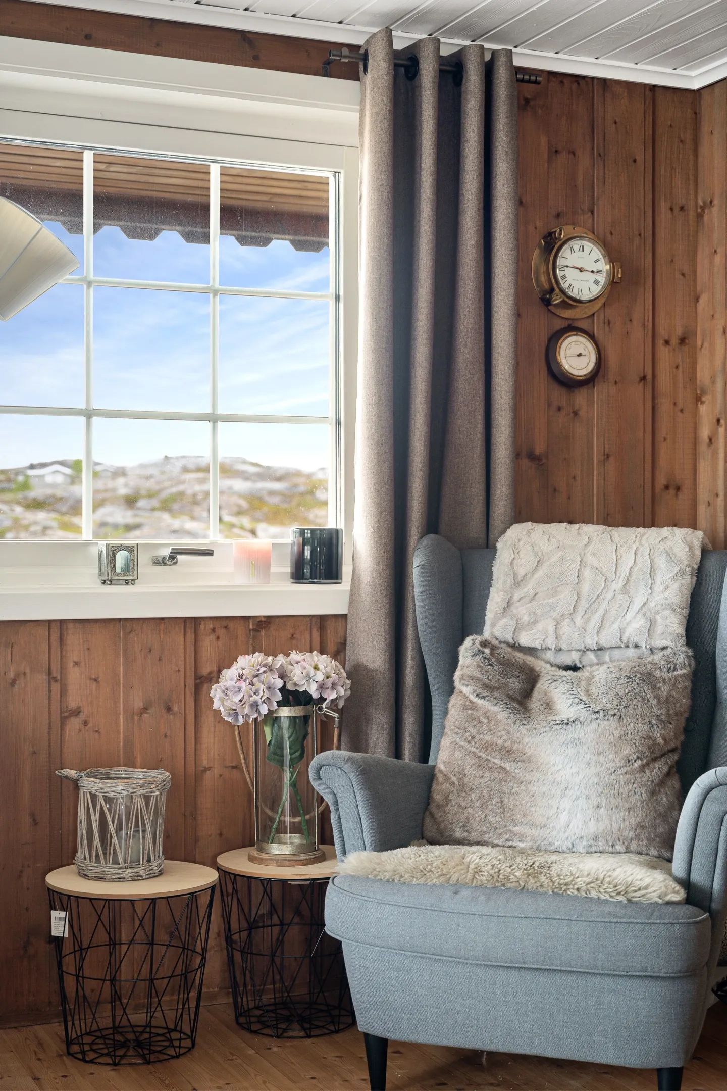 Nordic Cabin with Terrace and Wood Heating in Scenic Narvik - View image 10 of 42