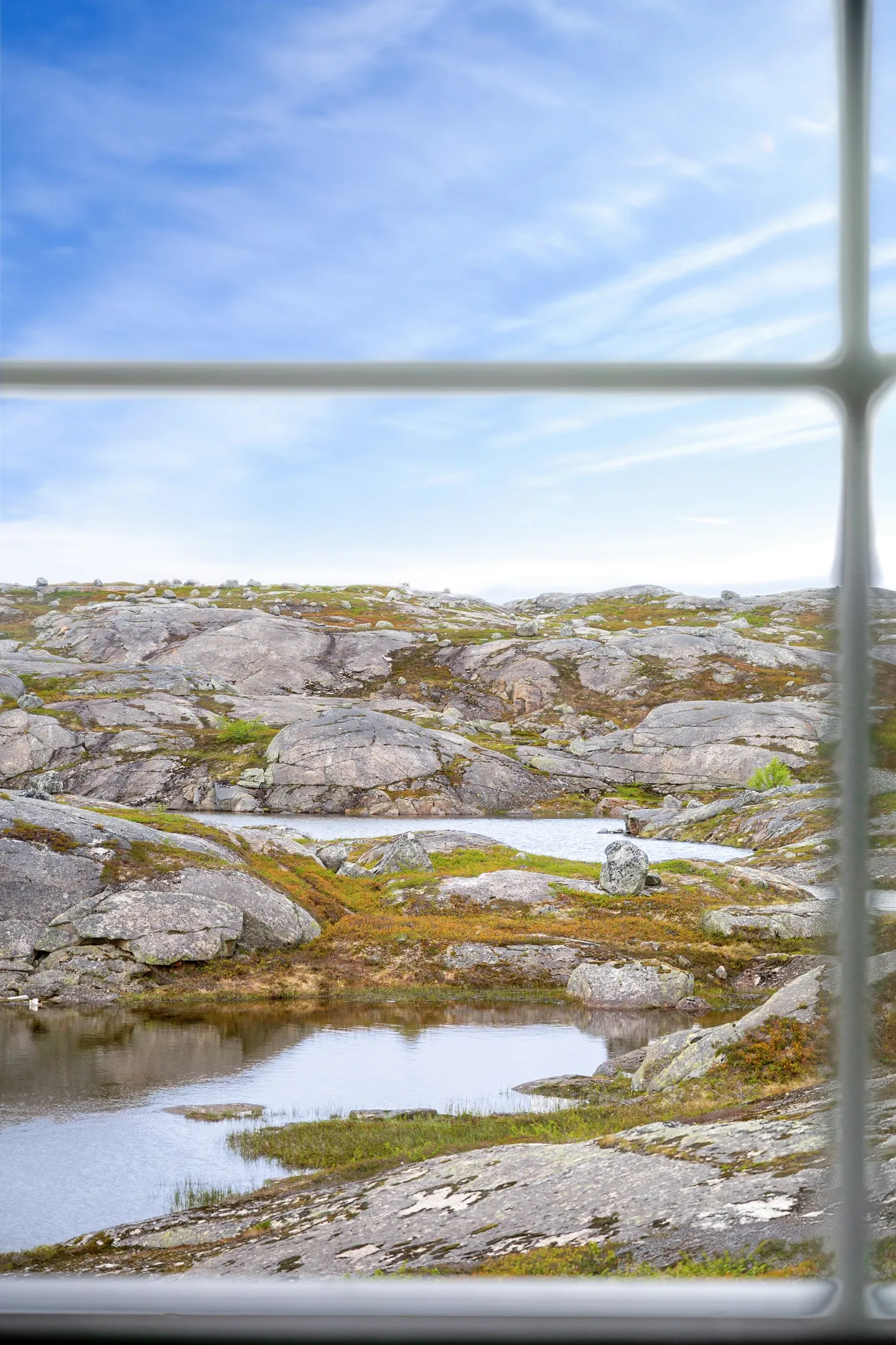 Nordic Cabin with Terrace and Wood Heating in Scenic Narvik - View image 11 of 42
