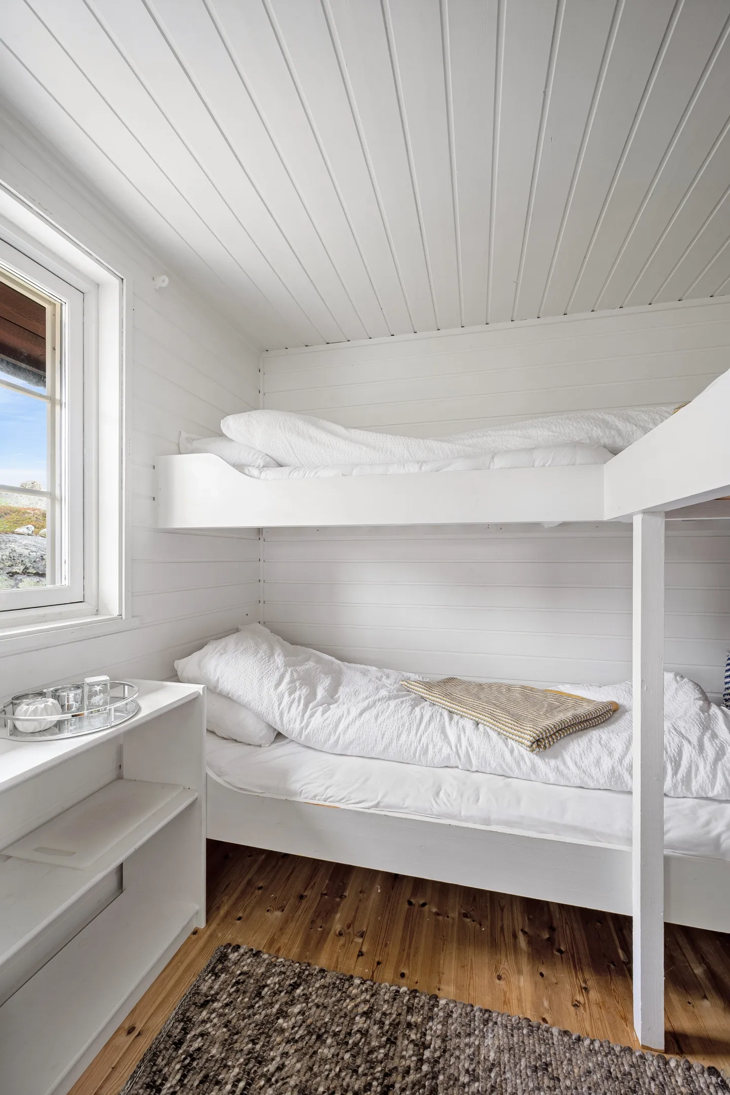 Nordic Cabin with Terrace and Wood Heating in Scenic Narvik - View image 23 of 42