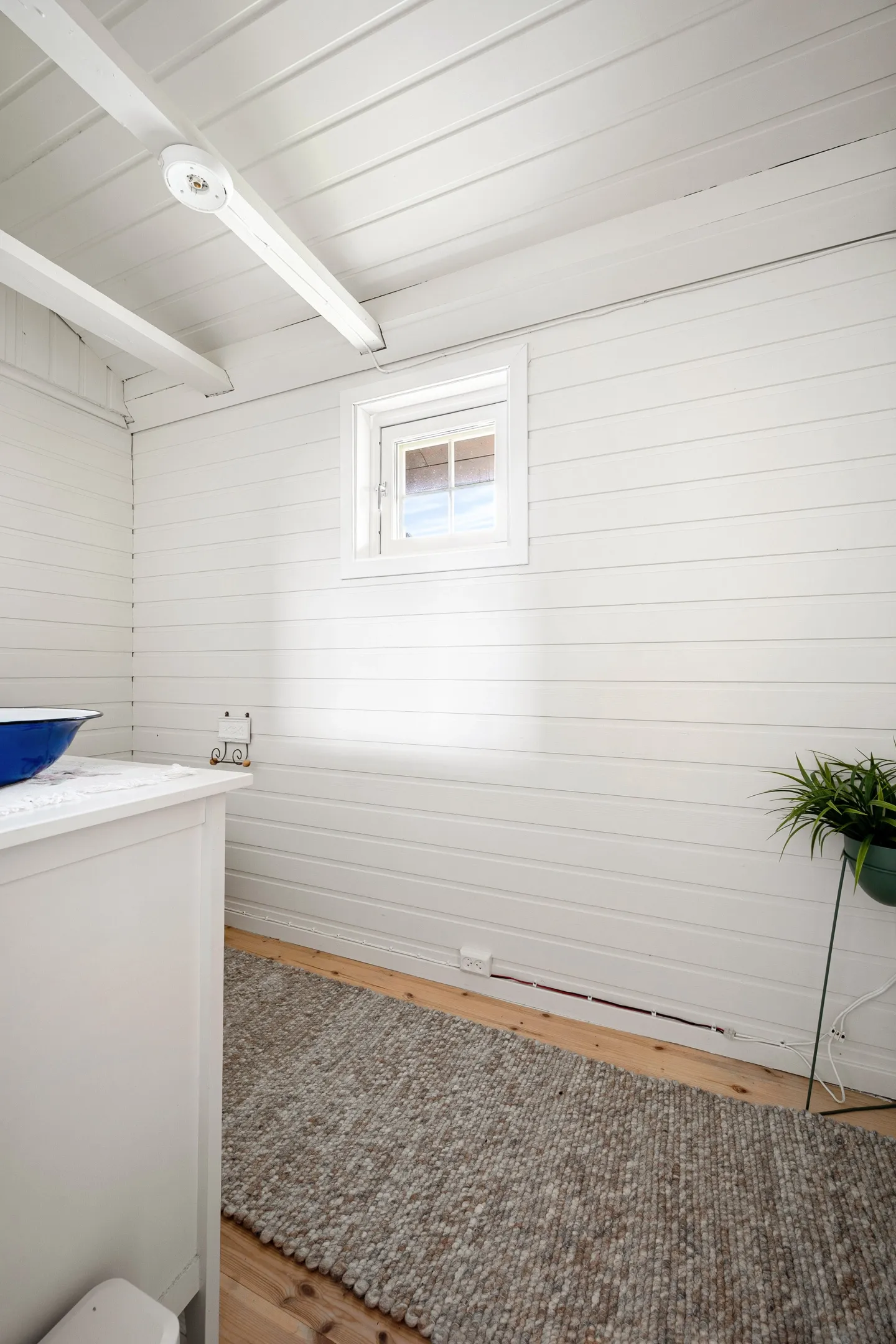 Nordic Cabin with Terrace and Wood Heating in Scenic Narvik - View image 27 of 42