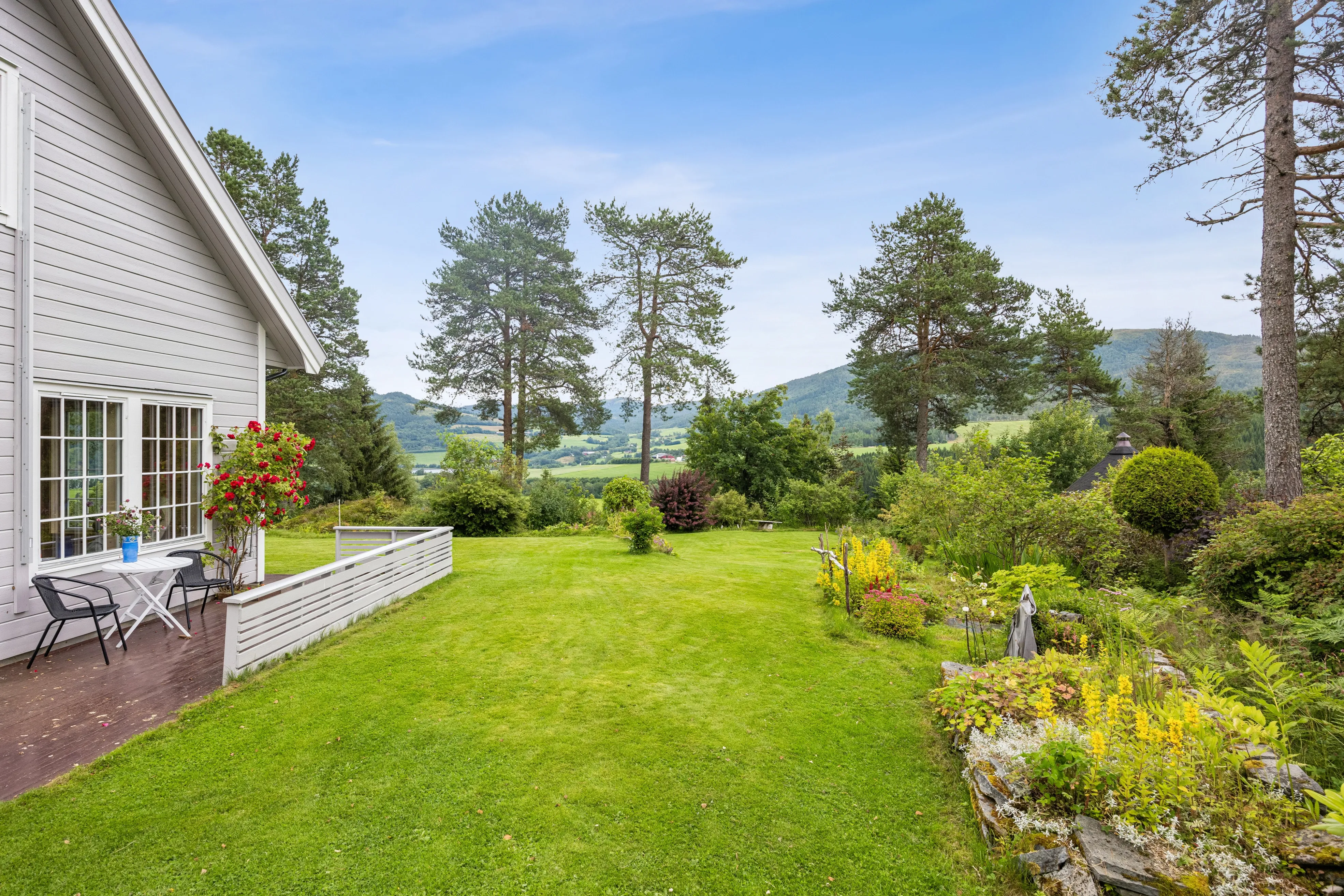 Family-Friendly 3-Bedroom House with Garden and Terrace in Kyrksæterøra, Norway - Image 3
