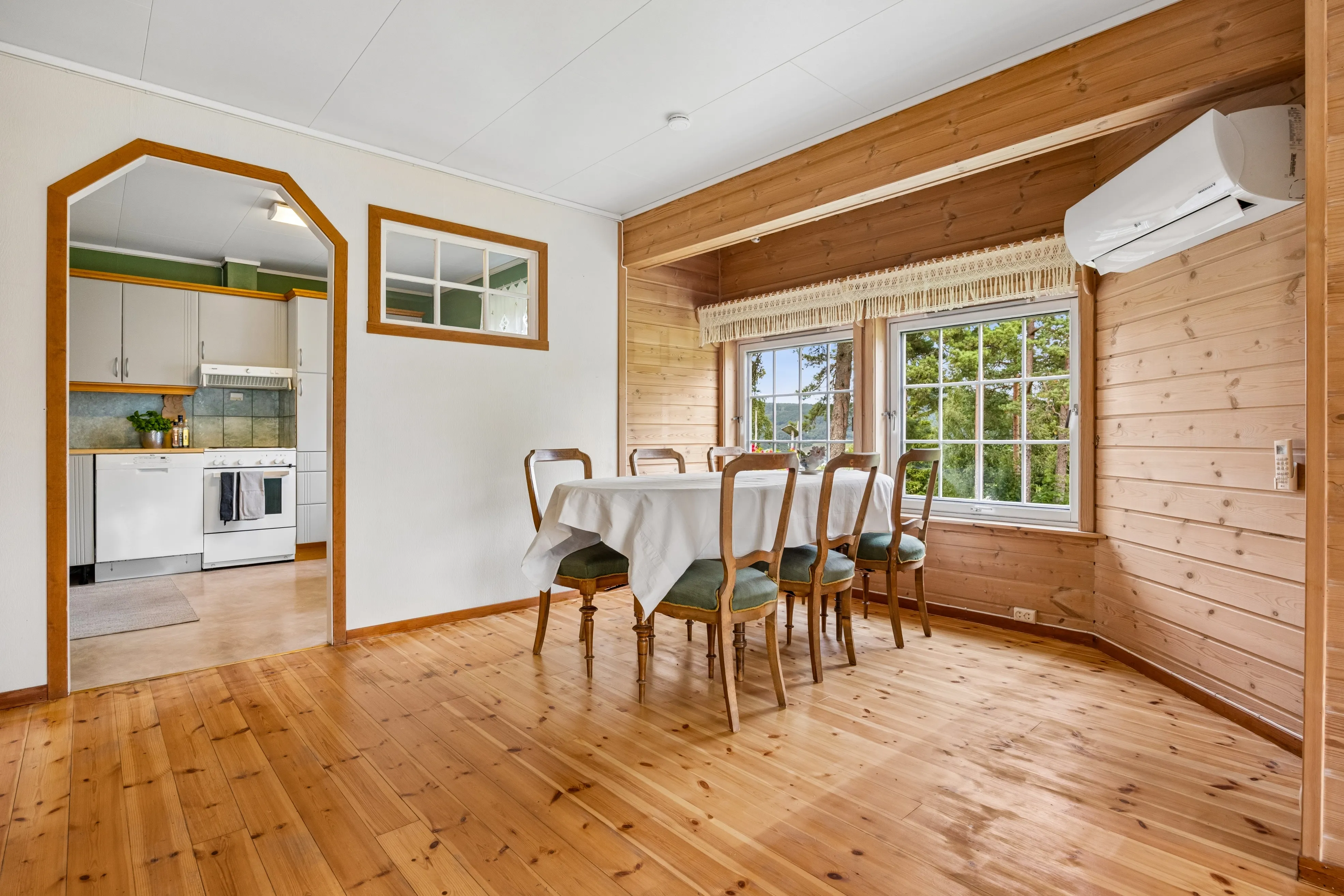 Family-Friendly 3-Bedroom House with Garden and Terrace in Kyrksæterøra, Norway - View image 9 of 35