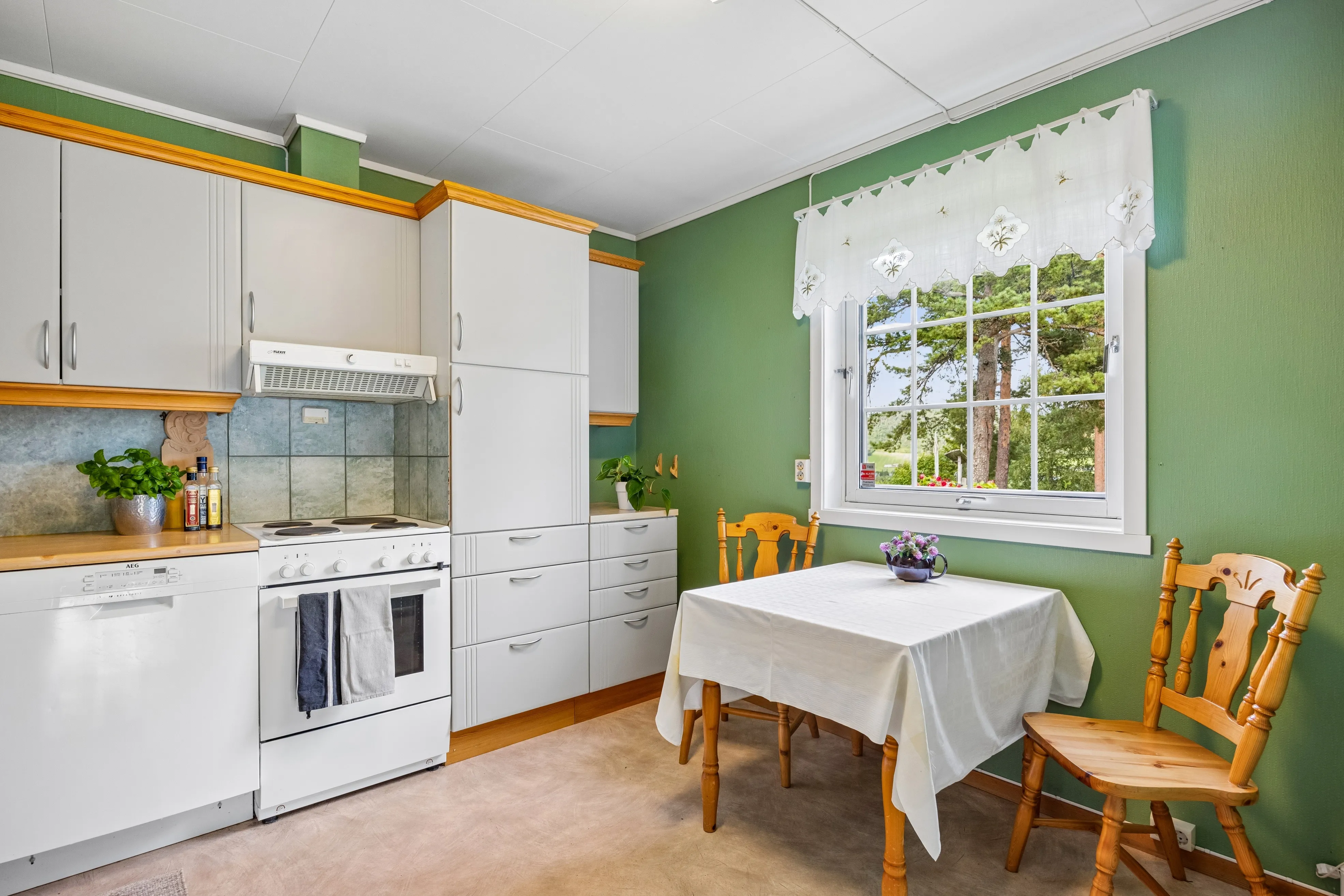 Family-Friendly 3-Bedroom House with Garden and Terrace in Kyrksæterøra, Norway - View image 11 of 35