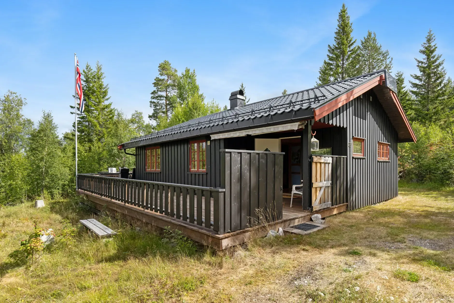 1990s Country House with Expansive Terrace in Sigdal, Norway - View image 6 of 34