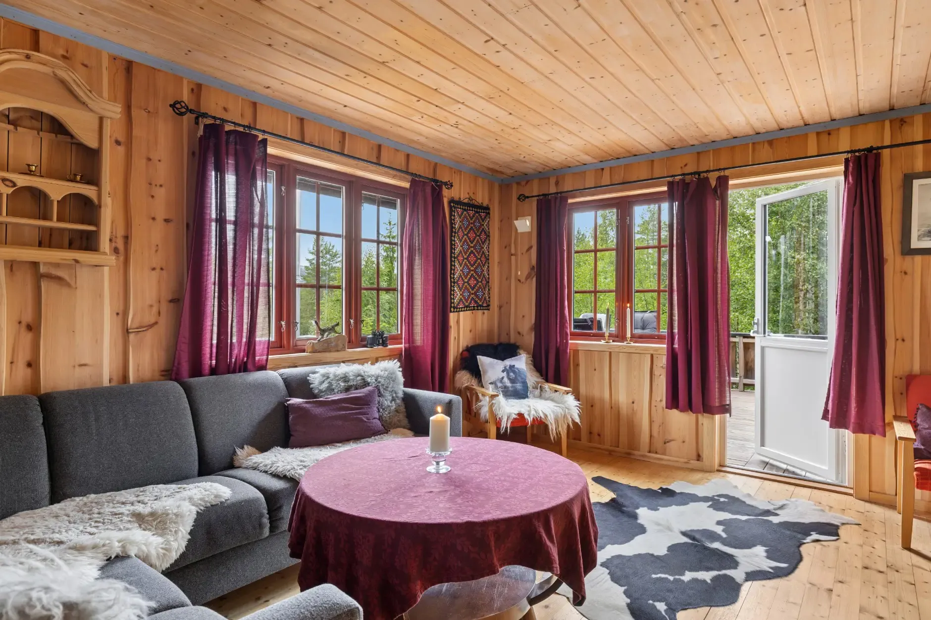 1990s Country House with Expansive Terrace in Sigdal, Norway - View image 15 of 34