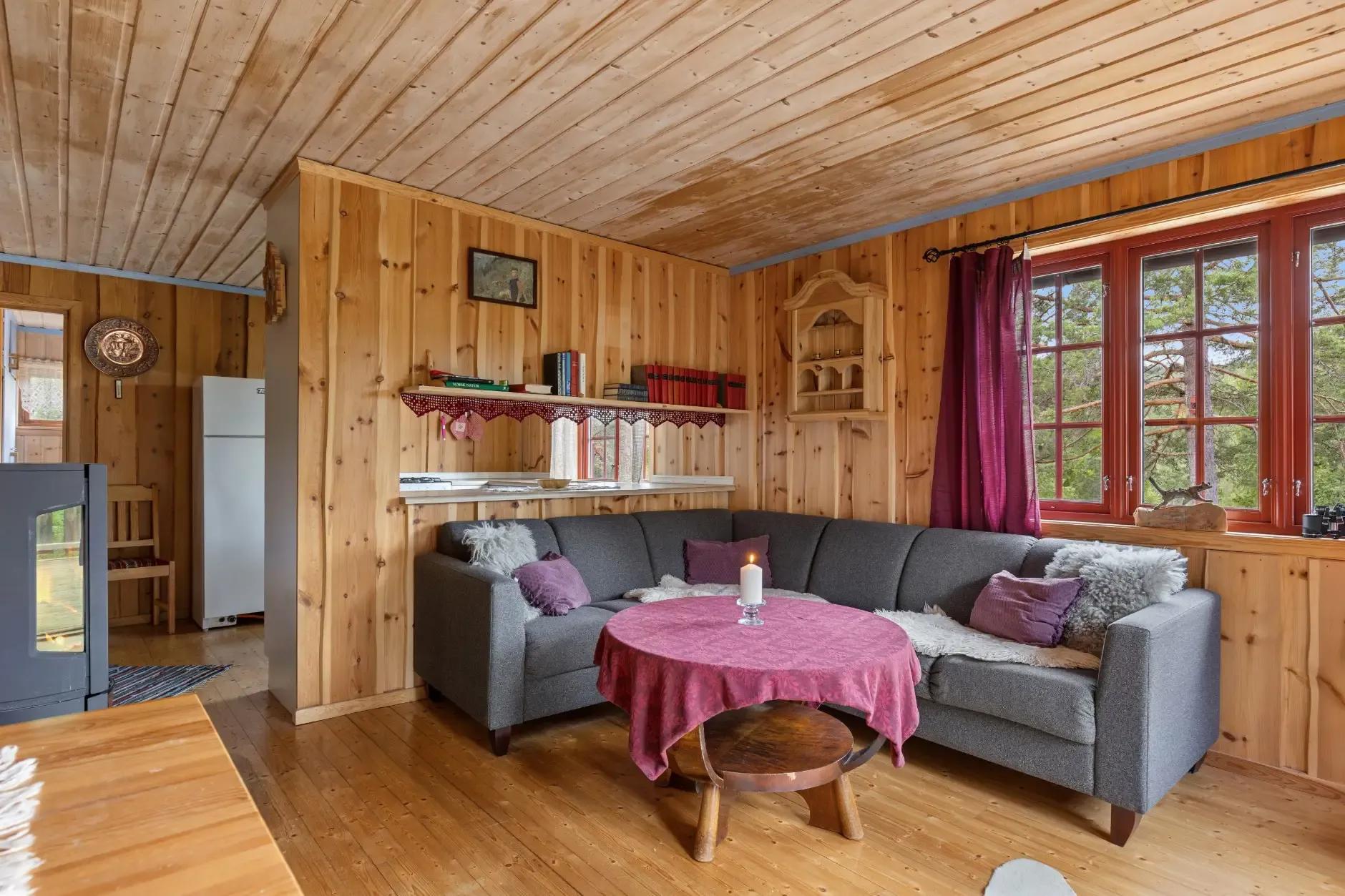 1990s Country House with Expansive Terrace in Sigdal, Norway - View image 18 of 34