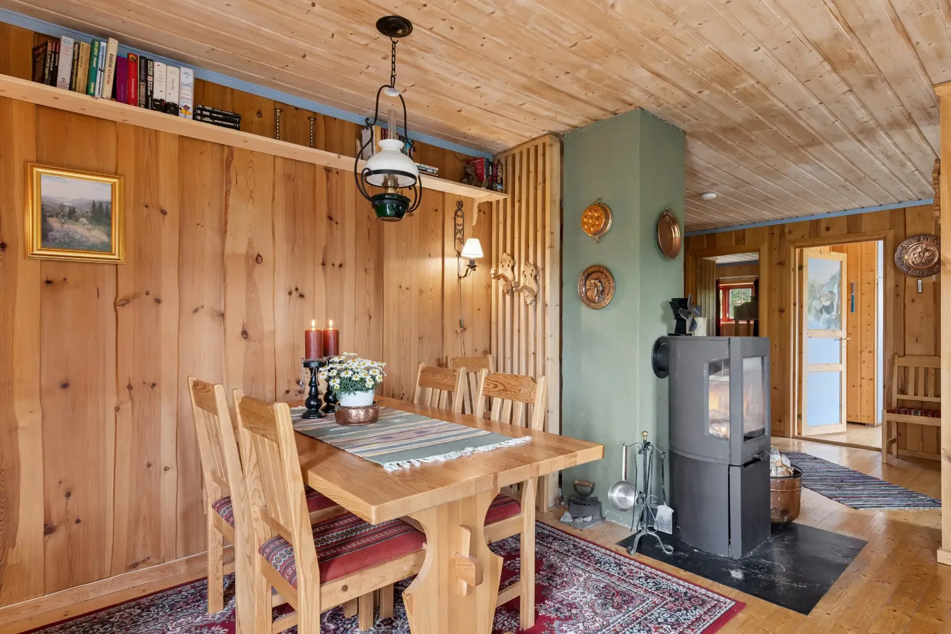 1990s Country House with Expansive Terrace in Sigdal, Norway - View image 20 of 34