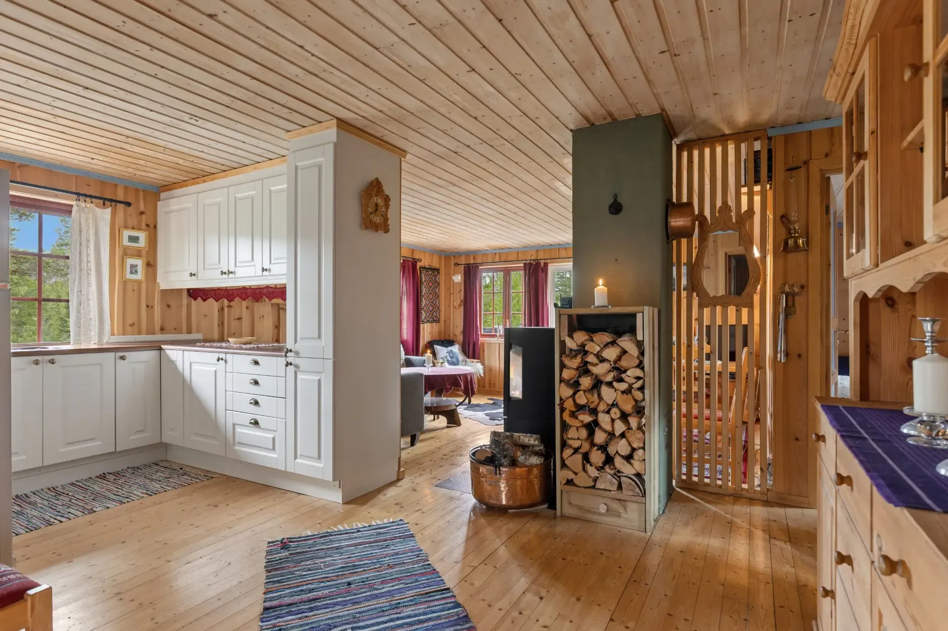 1990s Country House with Expansive Terrace in Sigdal, Norway - View image 21 of 34