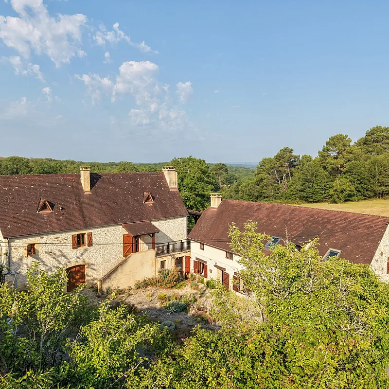 Expansive 6-Bedroom Farmhouse with Garden and Terrace in Gourdon, France