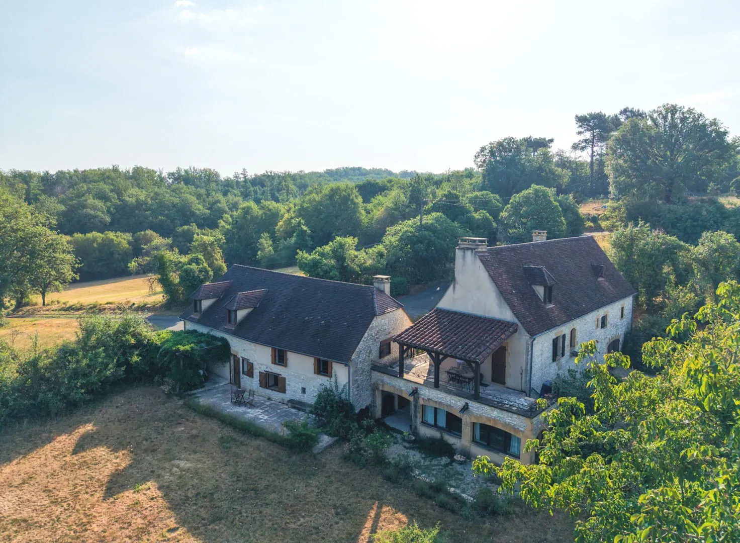 Expansive 6-Bedroom Farmhouse with Garden and Terrace in Gourdon, France - View image 6 of 35
