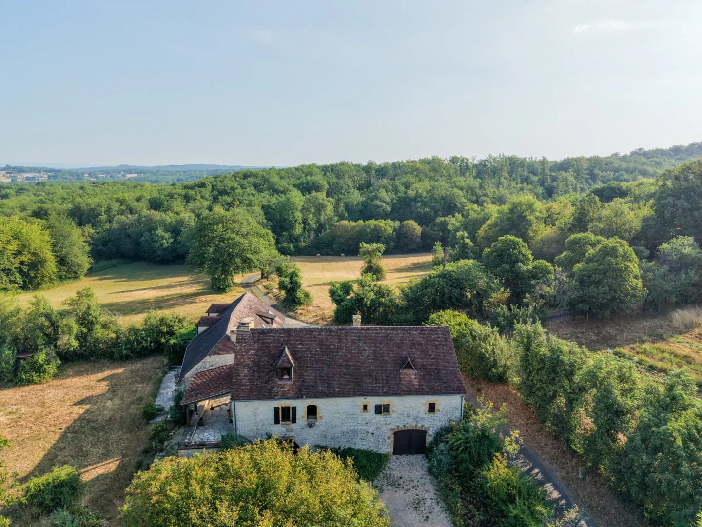 Expansive 6-Bedroom Farmhouse with Garden and Terrace in Gourdon, France - View image 10 of 35