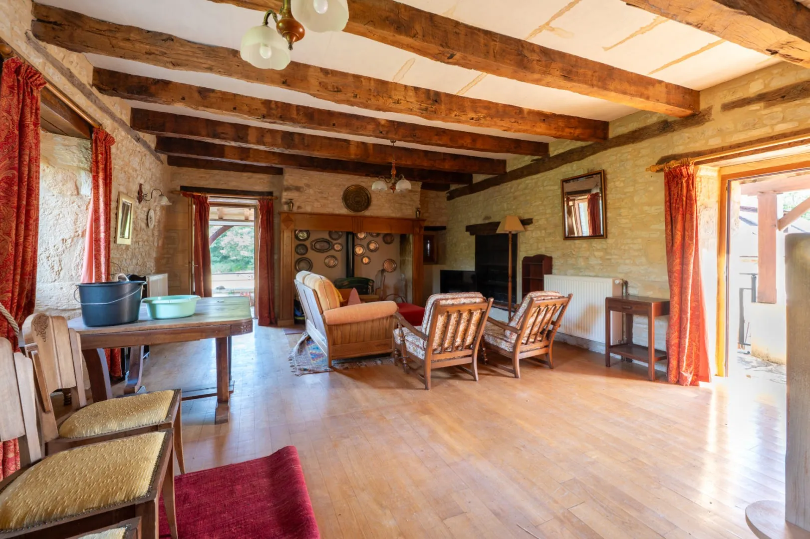 Expansive 6-Bedroom Farmhouse with Garden and Terrace in Gourdon, France - View image 11 of 35