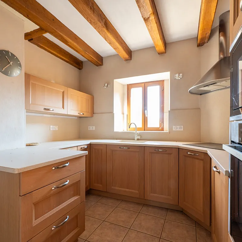 View image 12