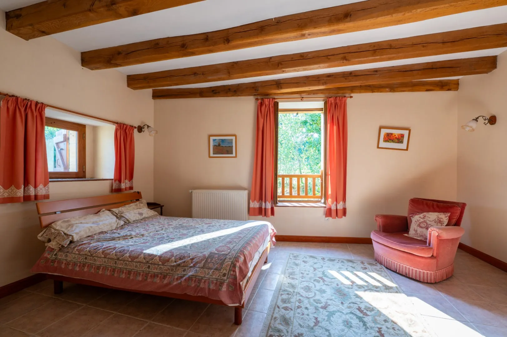 Expansive 6-Bedroom Farmhouse with Garden and Terrace in Gourdon, France - View image 16 of 35