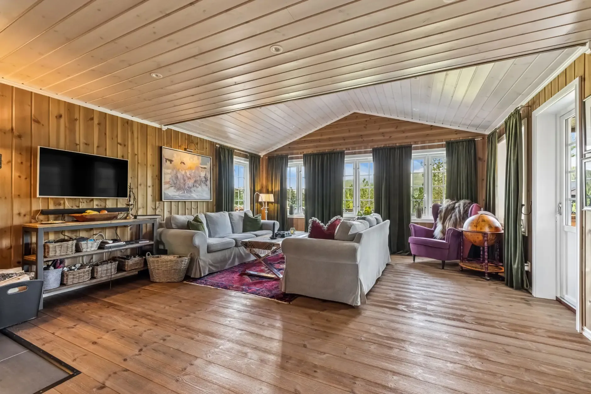 Modern 5-Bedroom Cabin with Sauna and Spacious Terraces in Tuddal, Norway - View image 16 of 35