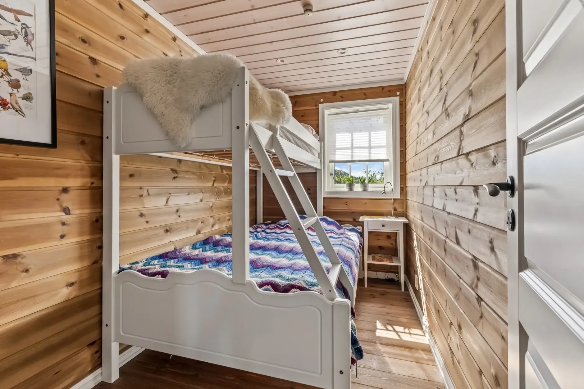 Modern 5-Bedroom Cabin with Sauna and Spacious Terraces in Tuddal, Norway - View image 25 of 35