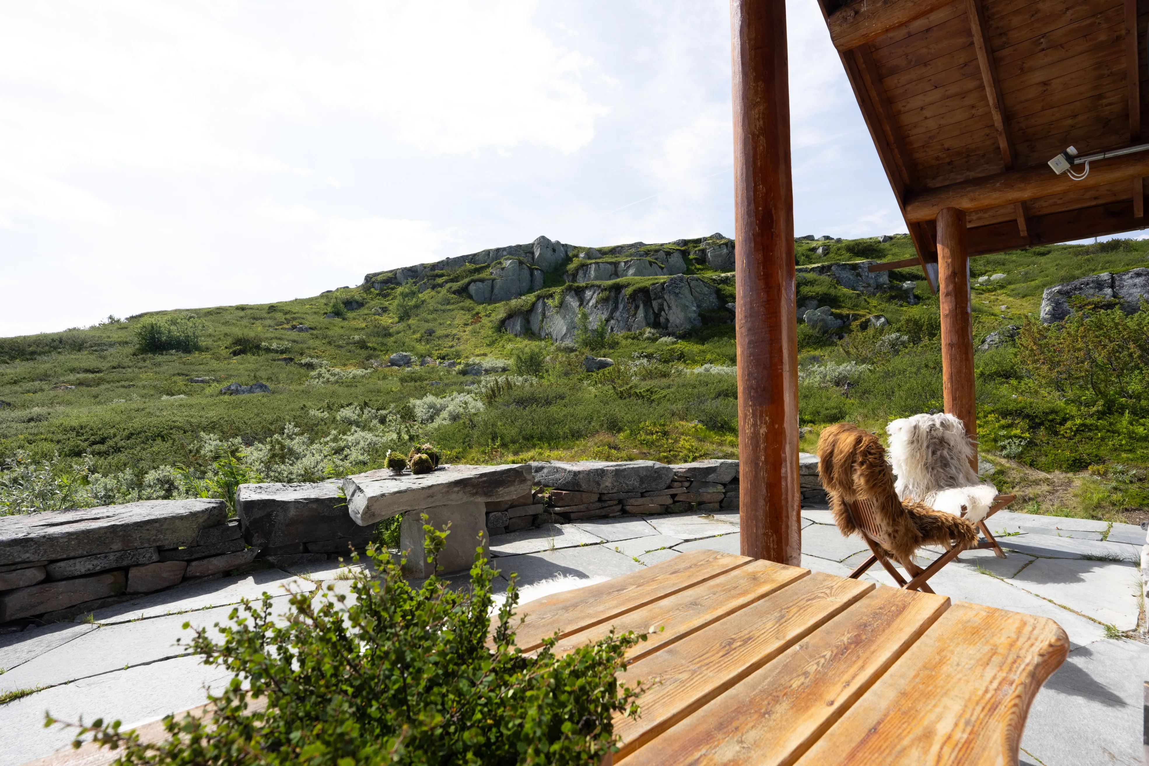 1990s Norwegian Cabin with Panoramic Views and Terrace in Ustaoset - View image 23 of 41